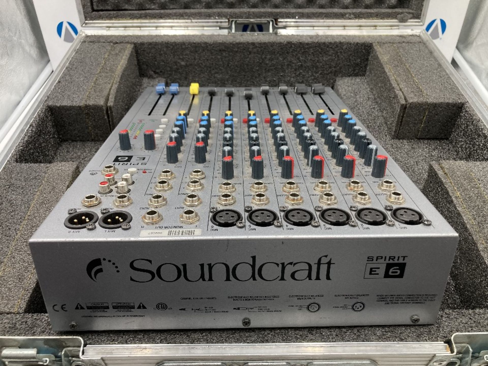 Soundcraft Spirit E6 Mixer & Heavy Duty Case - Image 5 of 9