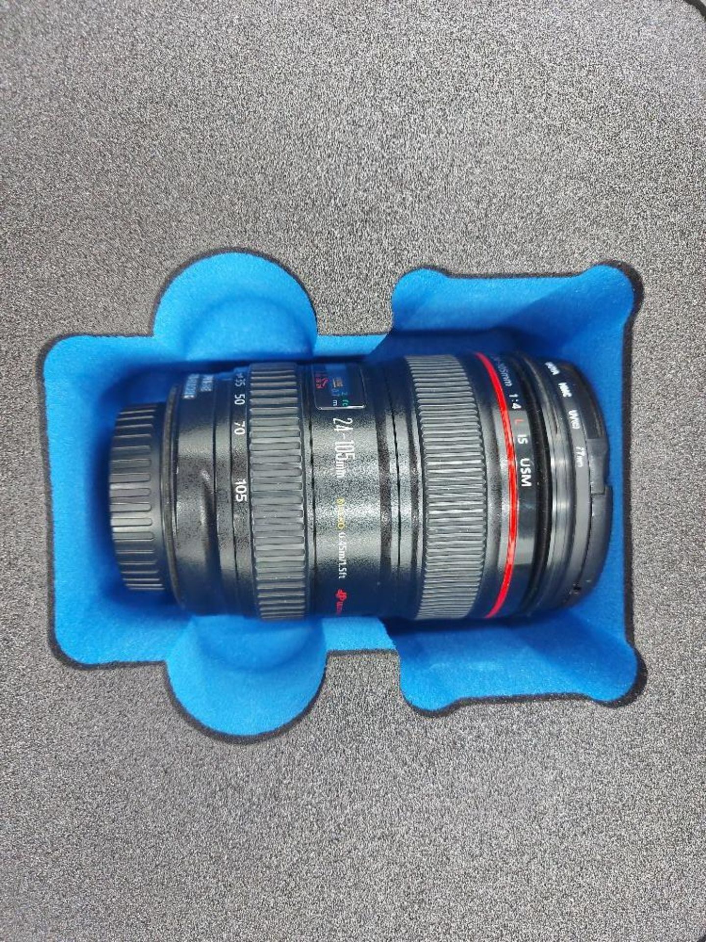 Canon EF 24-105mm 1:4 L IS USM Zoom Lens - Image 4 of 5