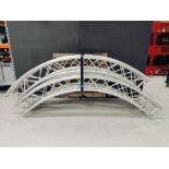 (4) 4mtr Curved Milos Quatro Truss Sections