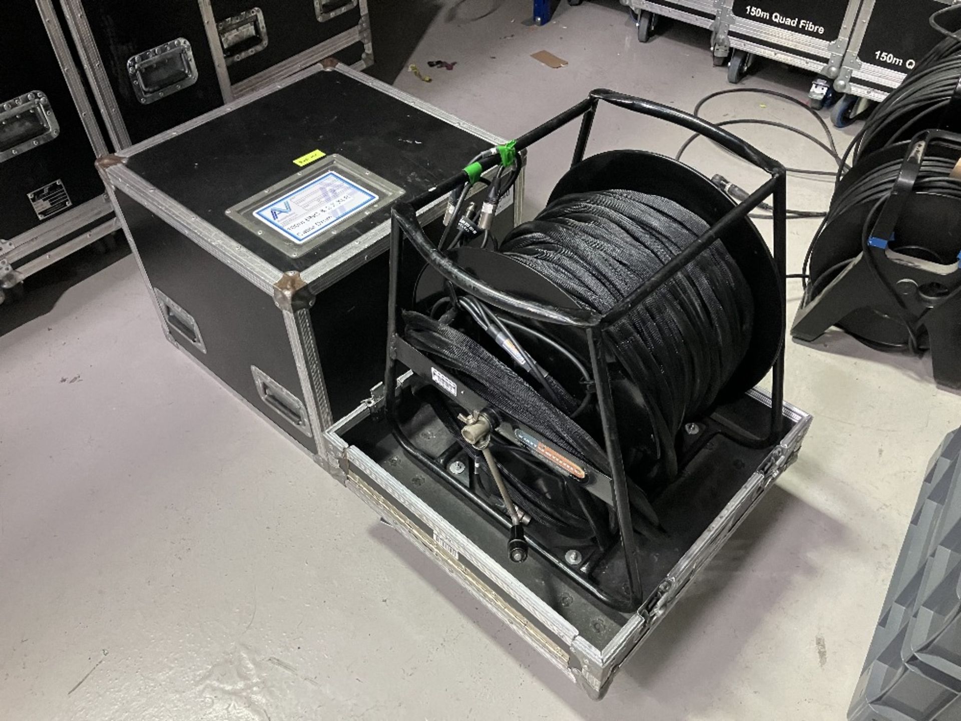 100m Bnc & (2) XLR Cables With Heavy Duty Mobile Flight Case - Image 4 of 10