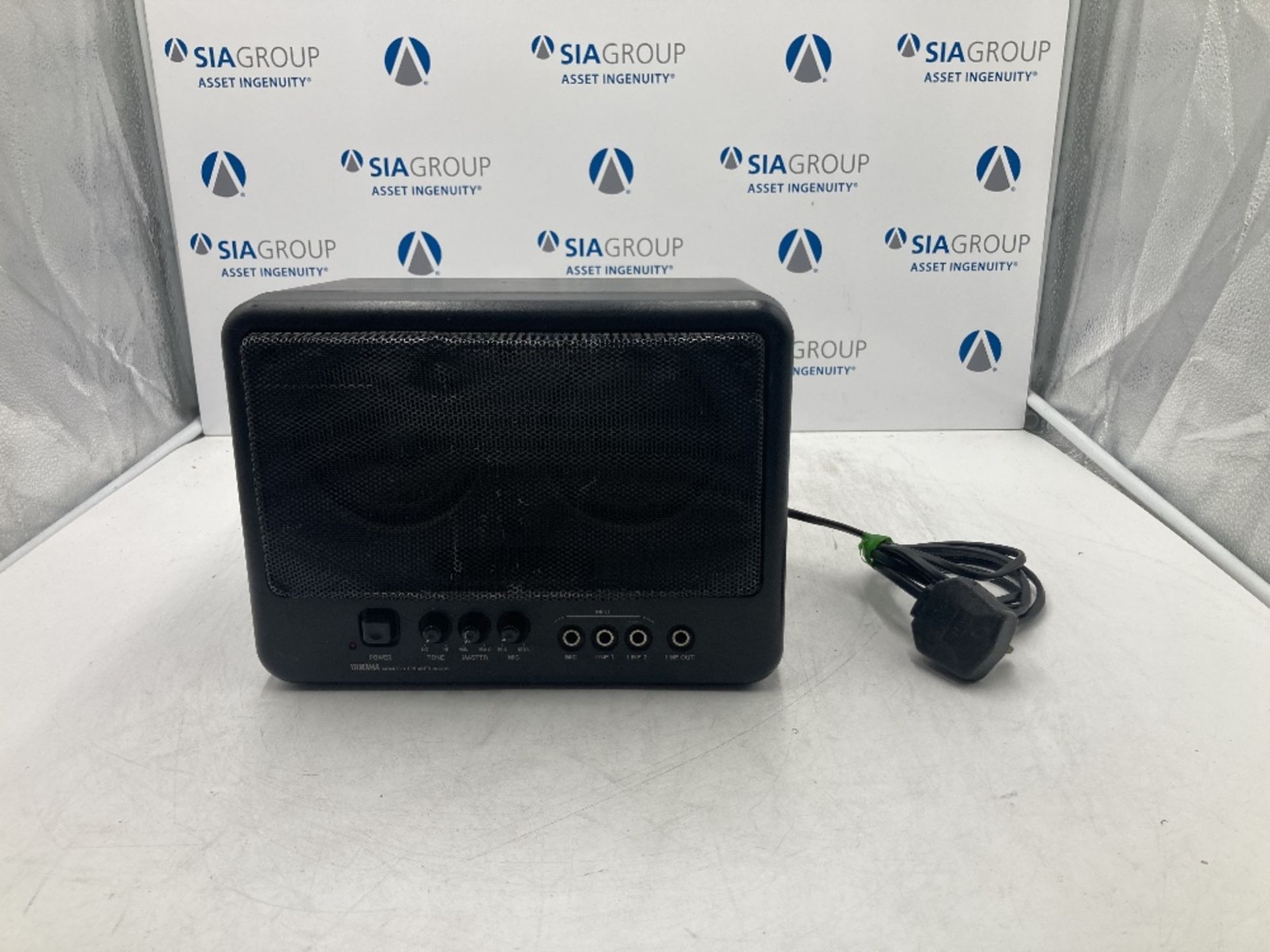 Yamaha MS202 Monitor Speaker & Padded Carry Case