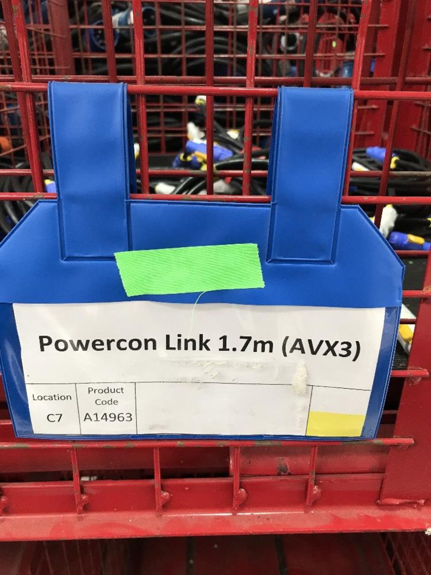 Quantity of Powercon Link 1.7m (AVX3) With Steel Fabricated Stillage - Bild 4 aus 4