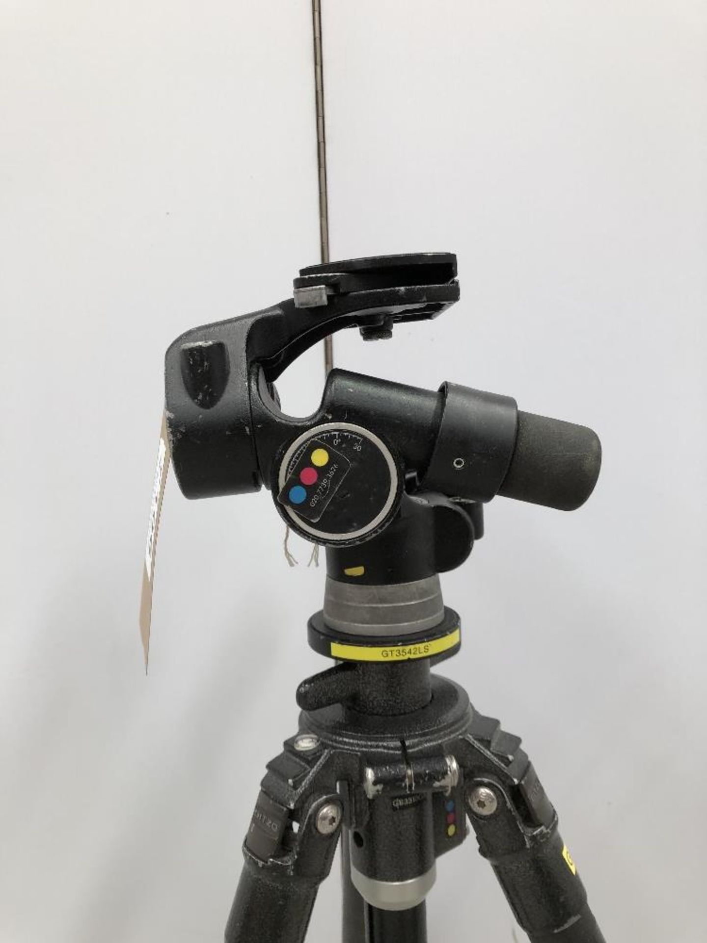 Gitzo Medium Carbon Fibre Tripod With Manfrotto 405 Fluid Head - Image 3 of 5