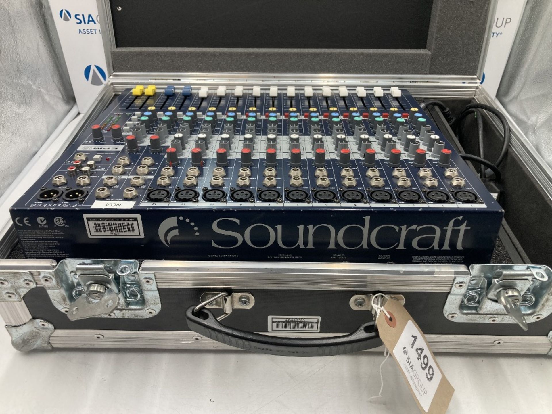 Soundcraft EPM12 Analogue Mixing Console & Heavy Duty Briefcase - Image 4 of 9