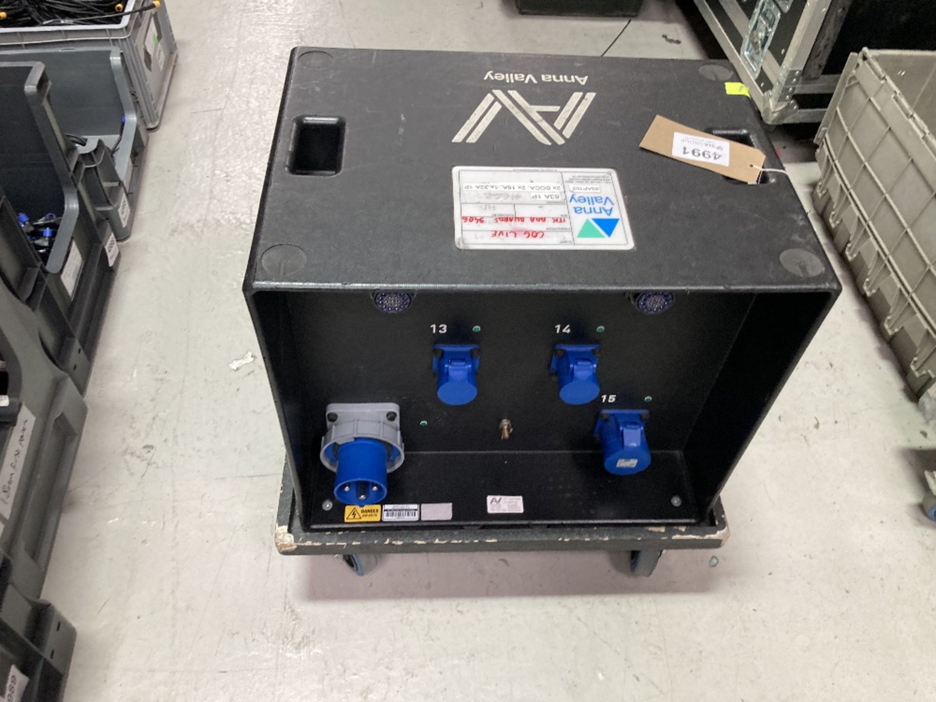 63amp Power Distribution Unit With Mobile Mountable Trolley - Image 7 of 9