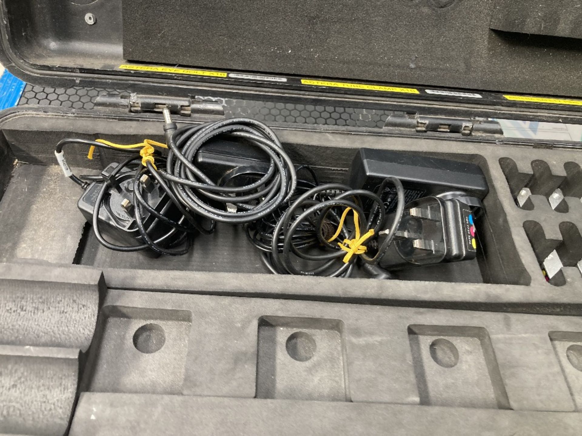 Astera AX1 Tubes 8-Head Lighting Kit & Heavy Duty Peli Case - Image 5 of 10
