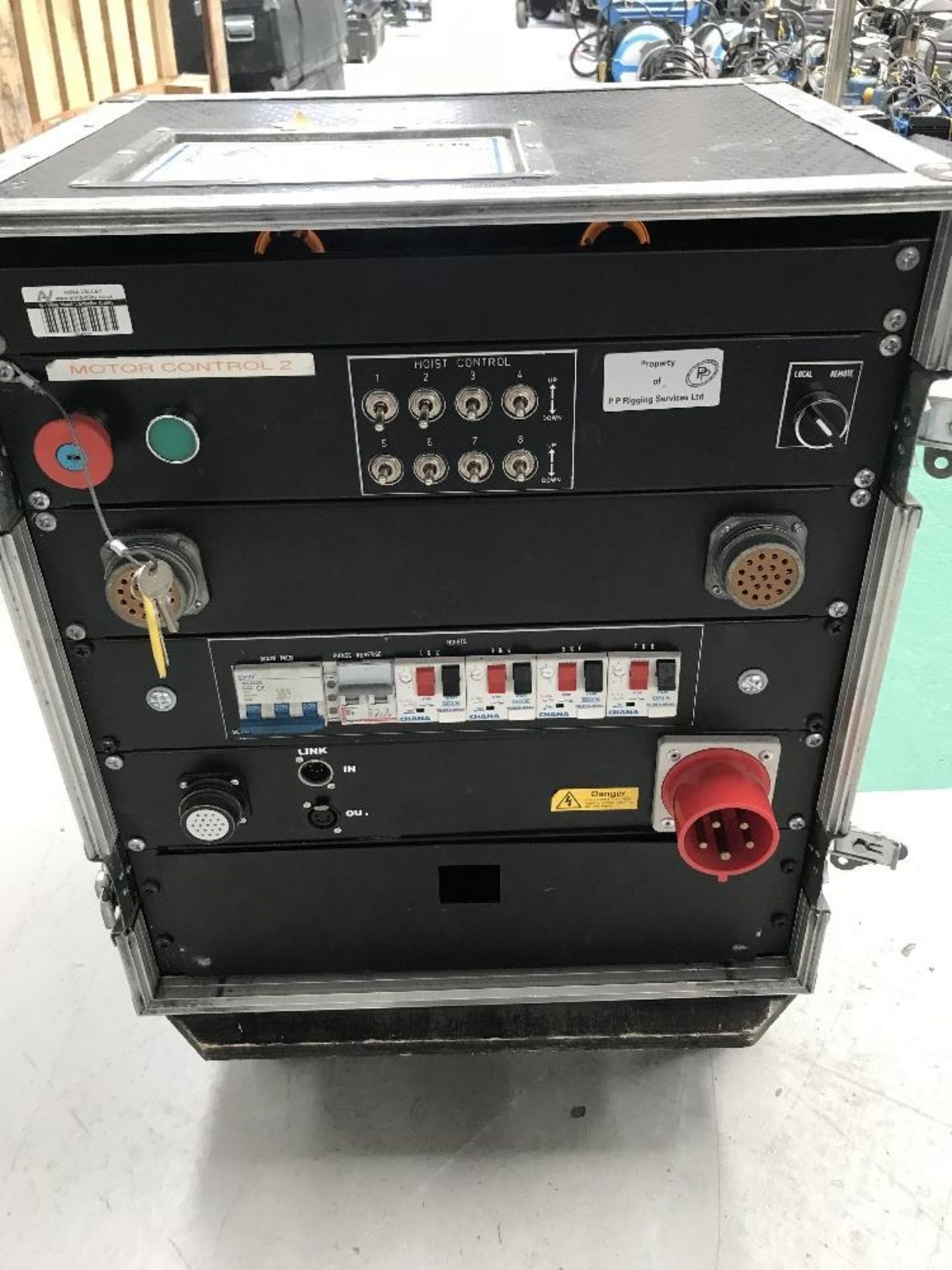 8-way Hoist Controller (Non Link) With Mobile heavy Duty Flight Case - Image 2 of 3