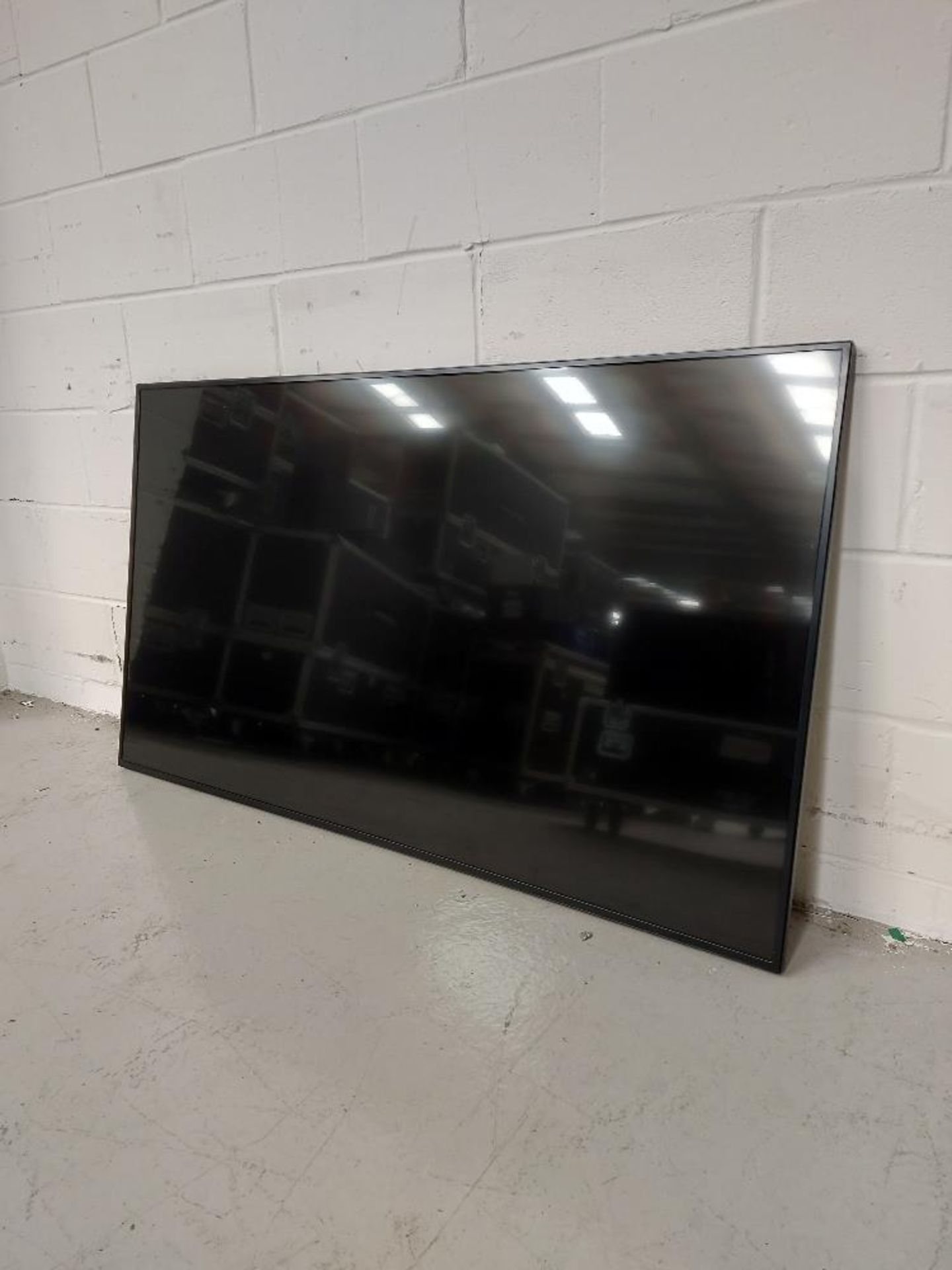 LG 65UH5C-B 65'' Display - Image 2 of 6