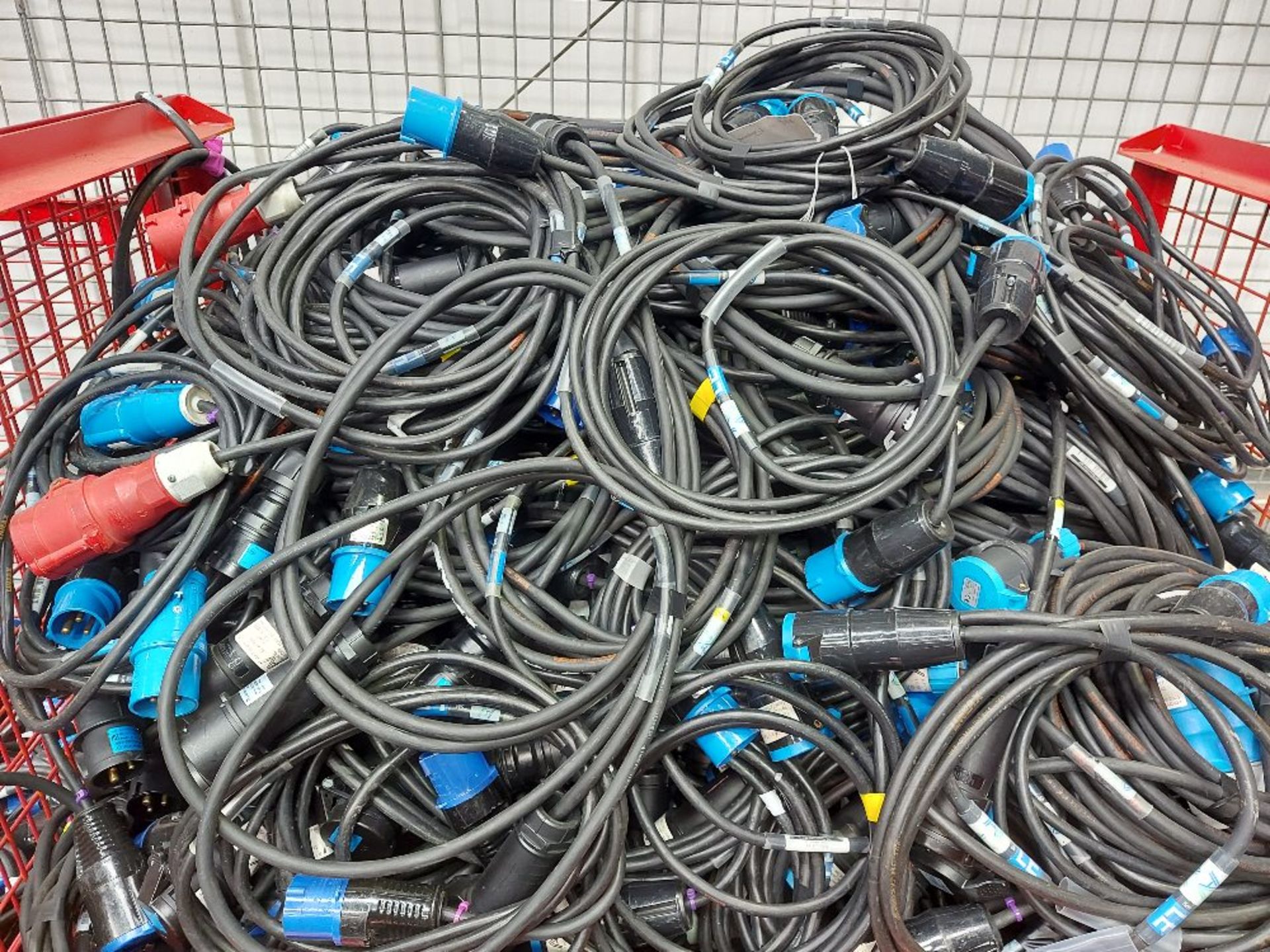 Large Quantity of 3m & 5m 16amp Cable M-F with Steel Fabricated Stillage - Image 2 of 2