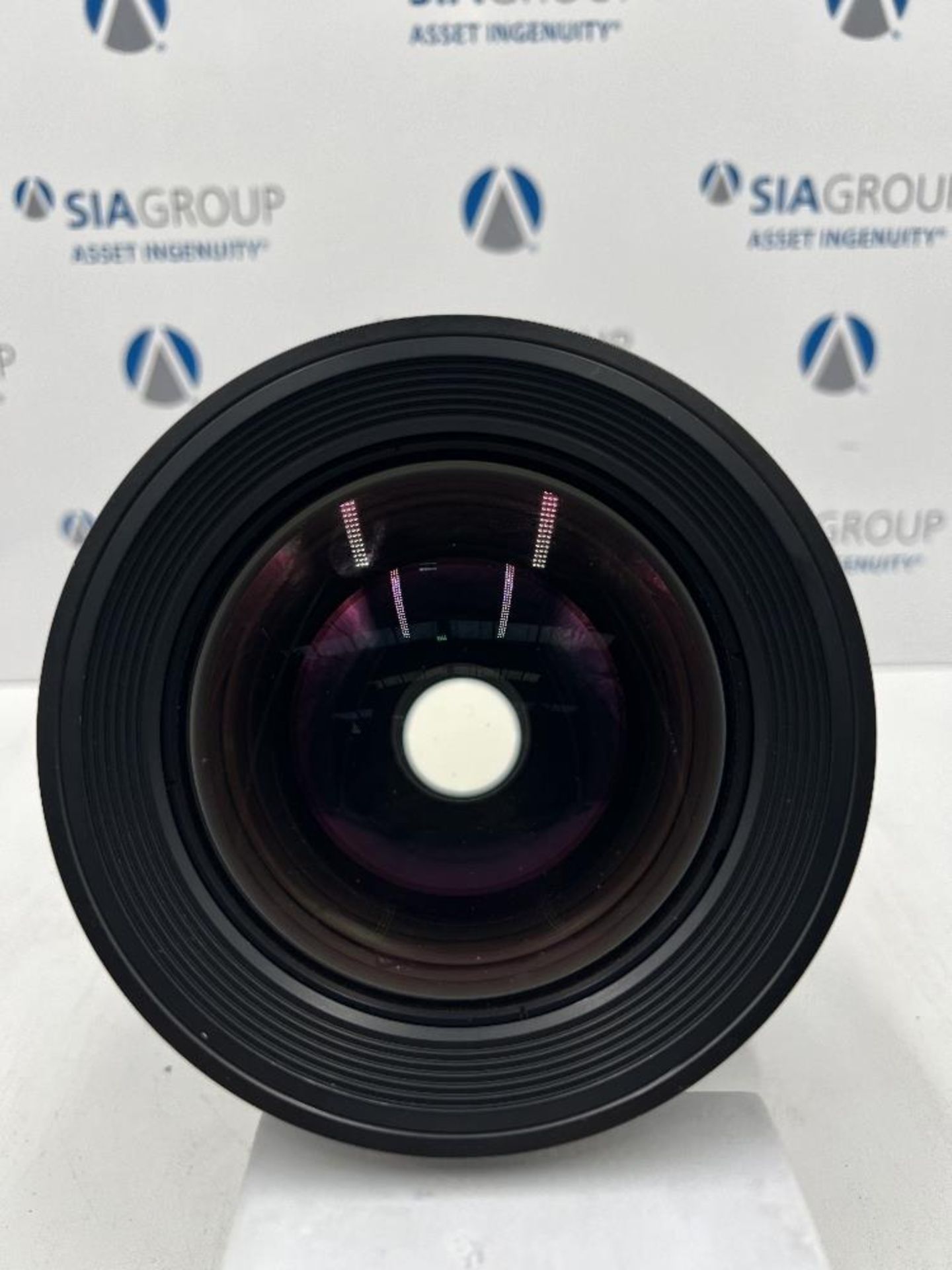 Panasonic ET-D75LE30 2.4-4.7 Projection Zoom Lens With Carrier Case - Image 5 of 7