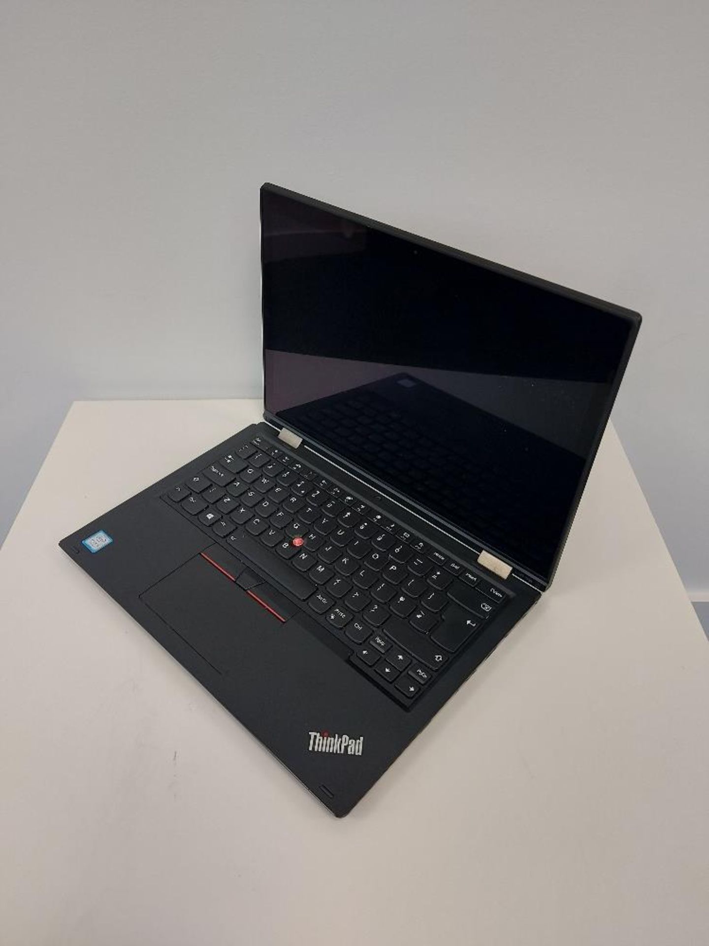 Lenovo Thinkpad L390 Yoga - Image 2 of 5