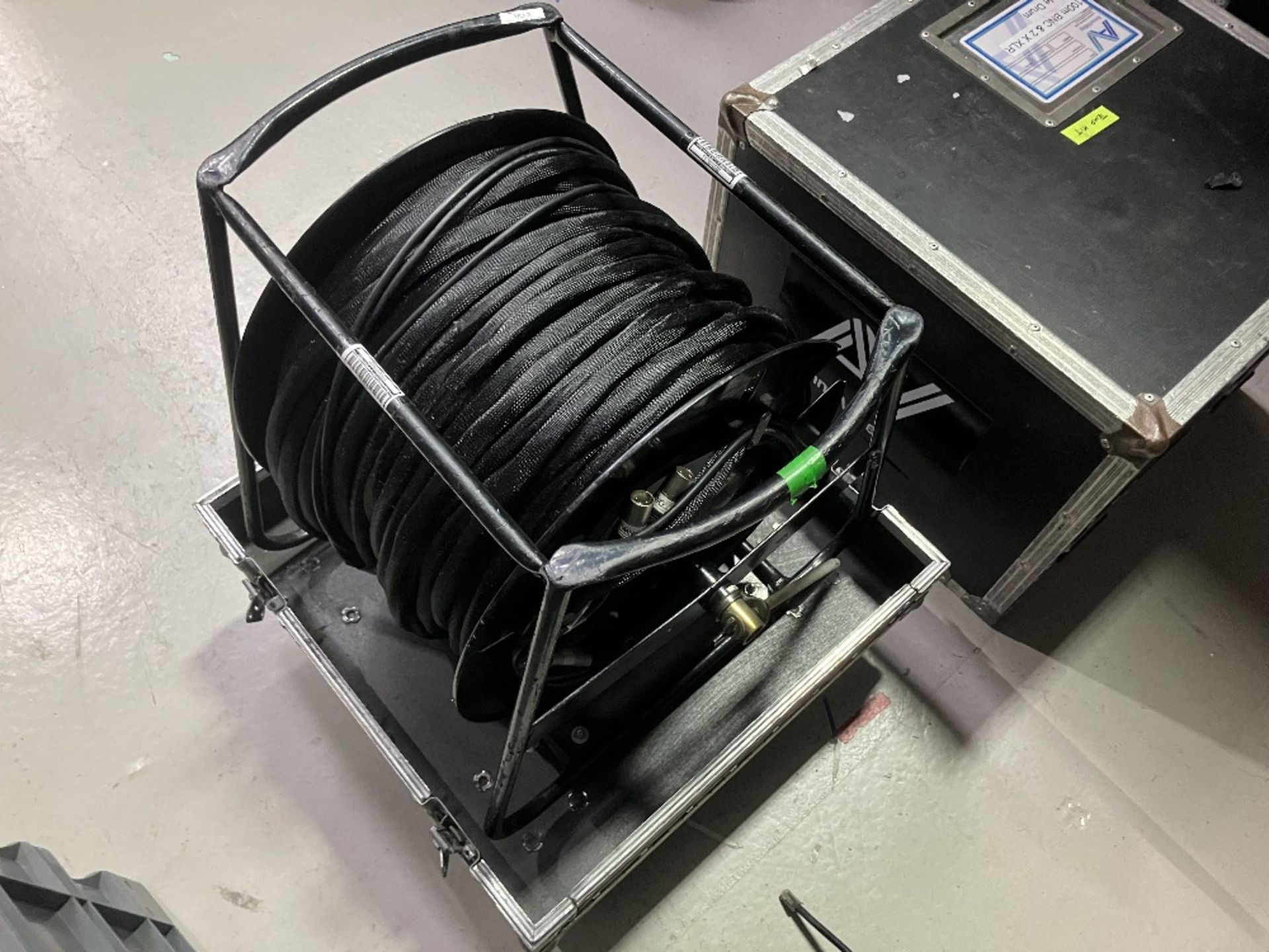 100m Bnc & (2) XLR Cables With Heavy Duty Mobile Flight Case - Image 6 of 11