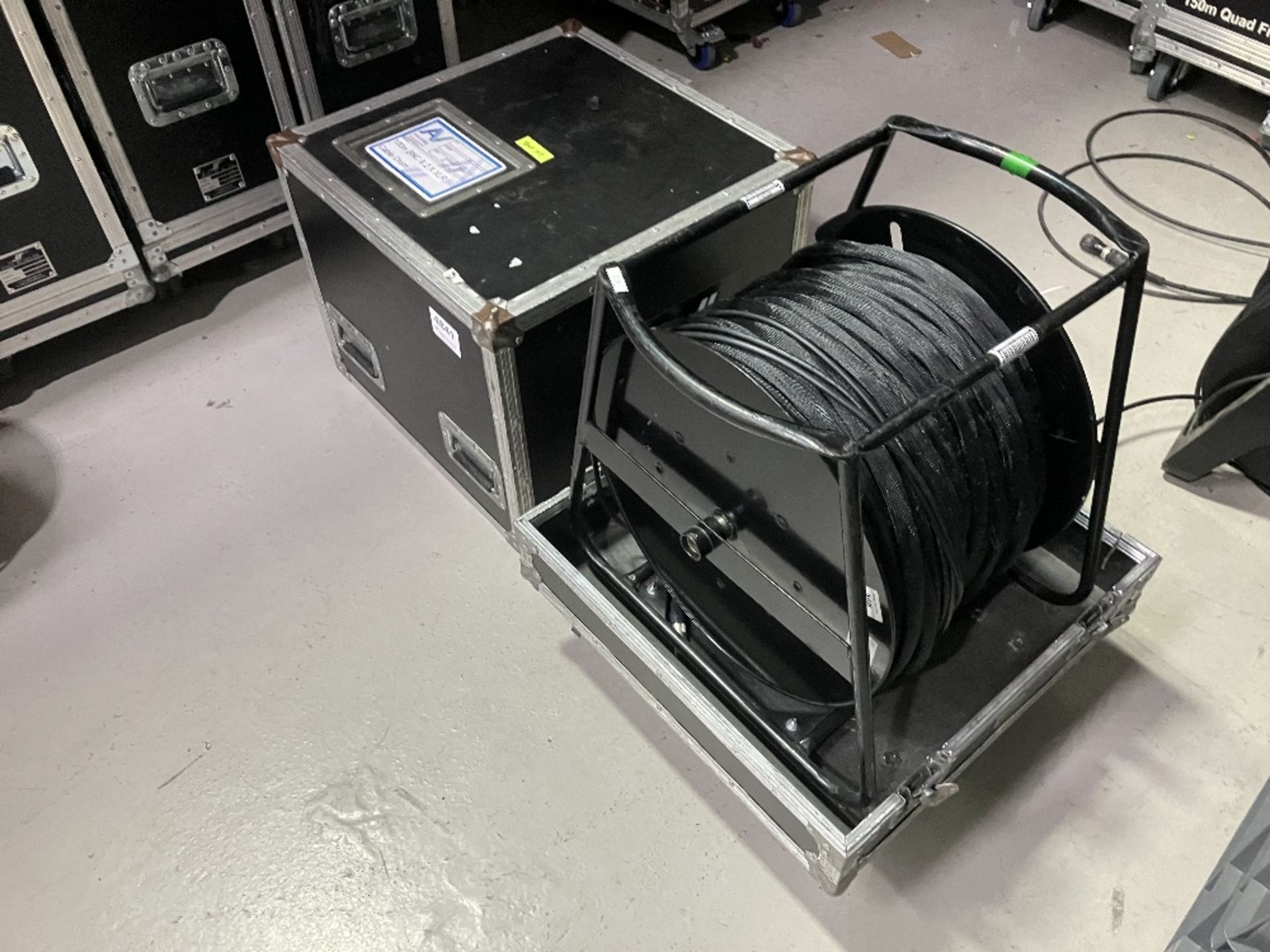 100m Bnc & (2) XLR Cables With Heavy Duty Mobile Flight Case - Image 4 of 11