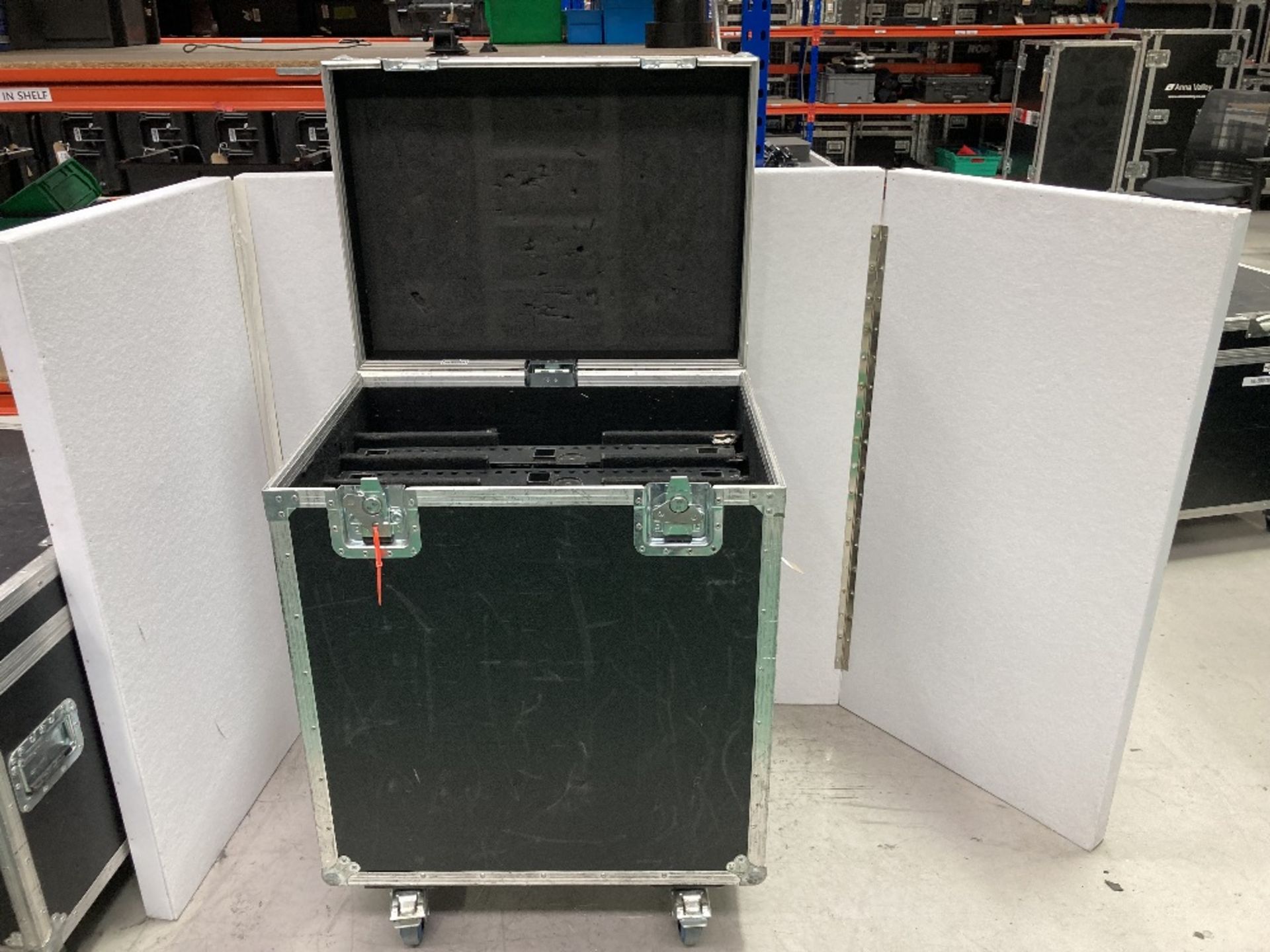 Quantity of d&b Q1 Loudspeaker Flying Frame Accessories - Image 2 of 12