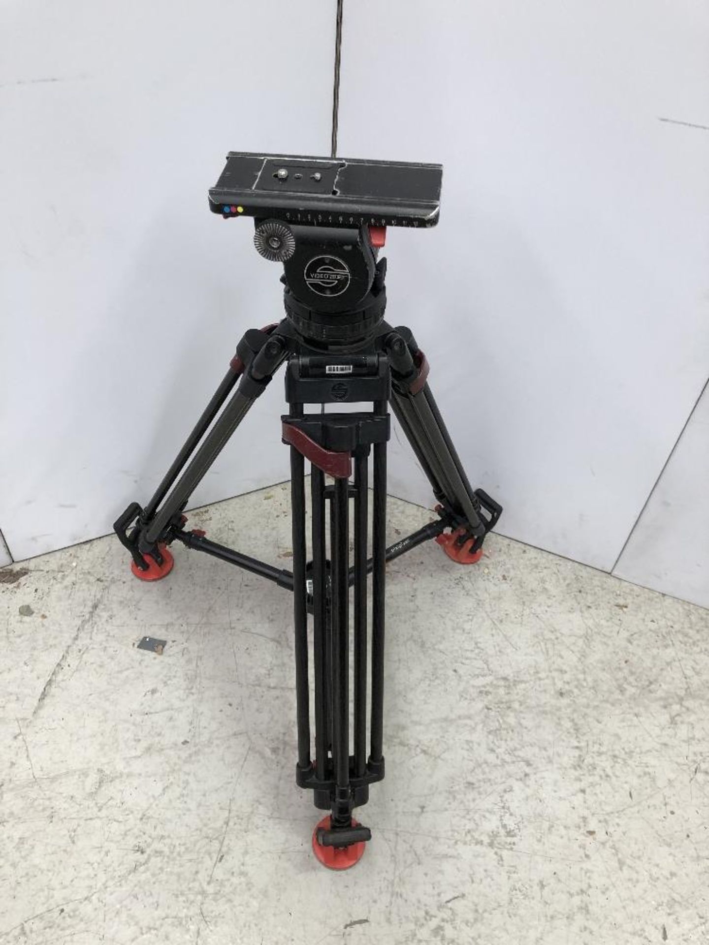 Sachtler V18 S1 Carbon Fibre Medium Camera Tripod With Fluid Head And Sachtler Carry Bag