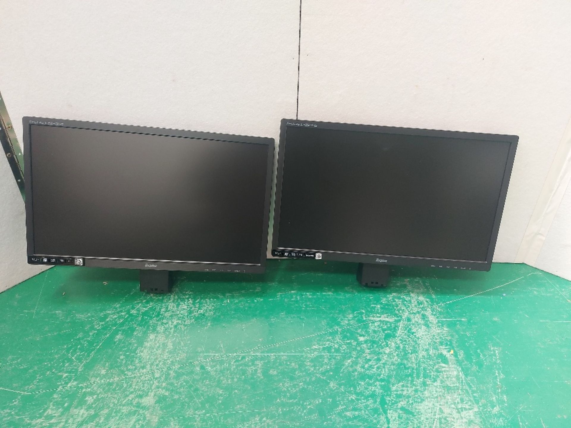 (2) Iiyama Prolite E2283HS 22'' Monitors