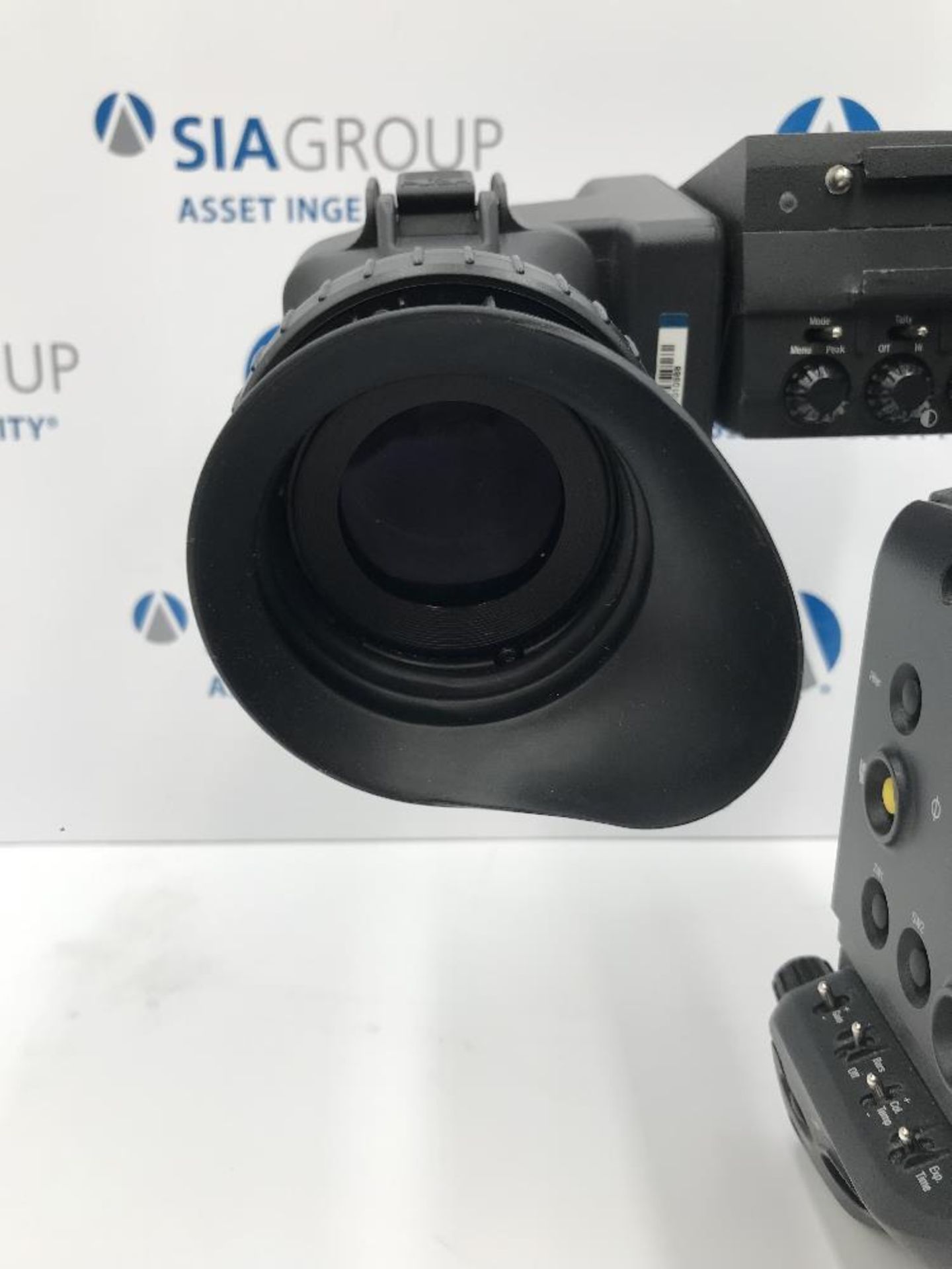 Grass Valley LDX 86N Universe 4K Camera with 7.4'' OLED Viewfinder & Camera Control Unit - Image 4 of 16