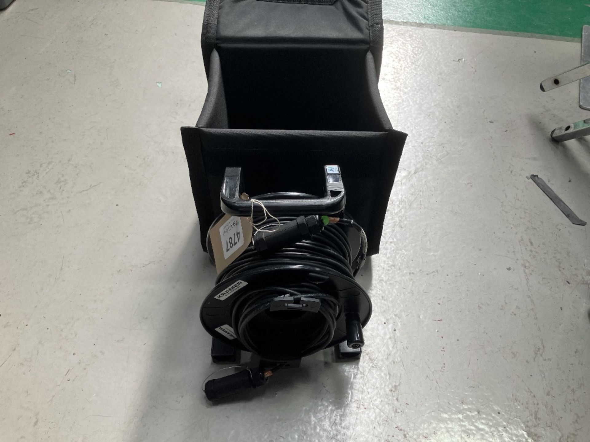 30m Rigid HDMI Fibre Cable Reel With Carry Bag - Image 3 of 7