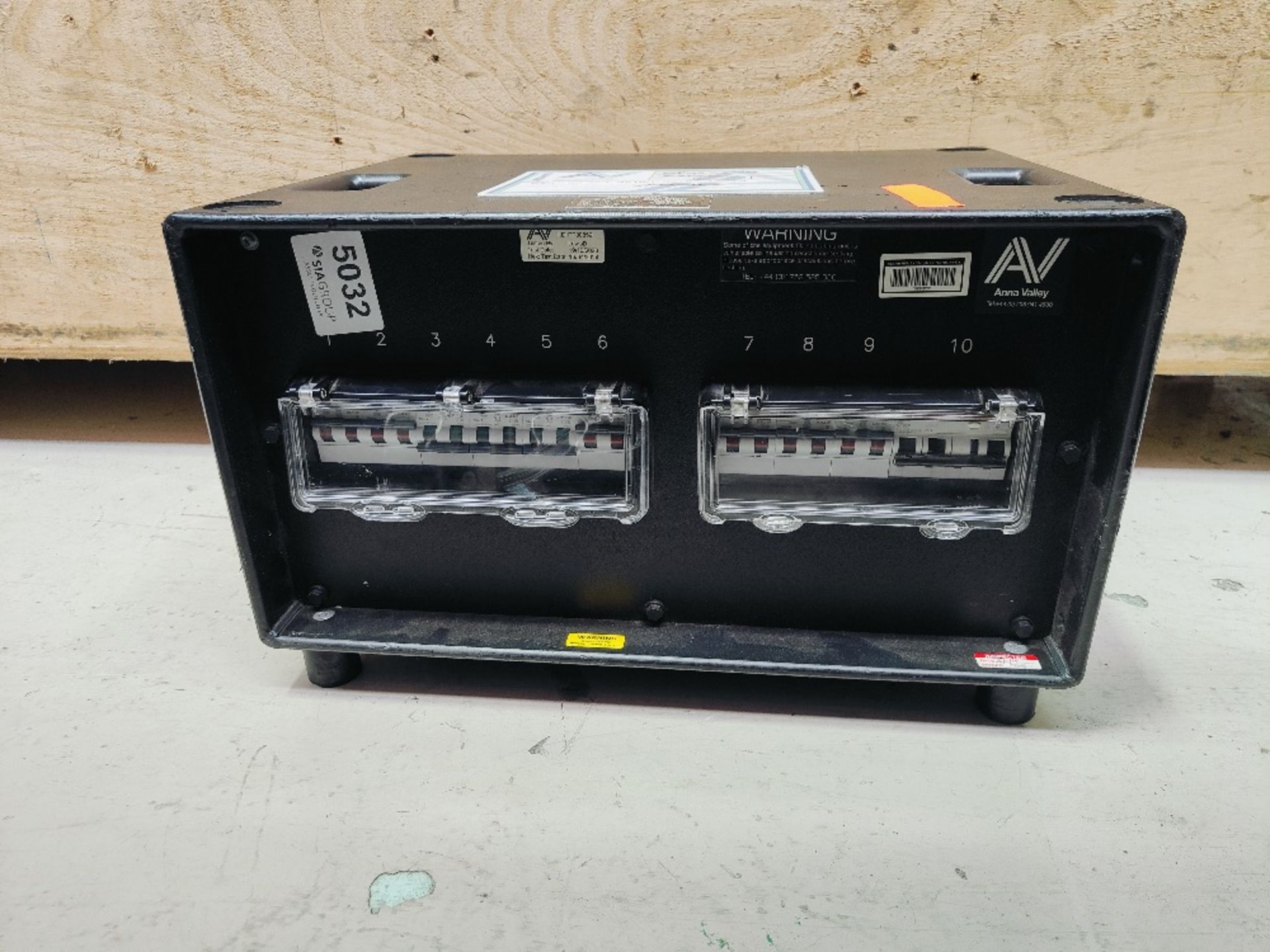 63amp 3ph Power Distribution Unit - Image 2 of 2