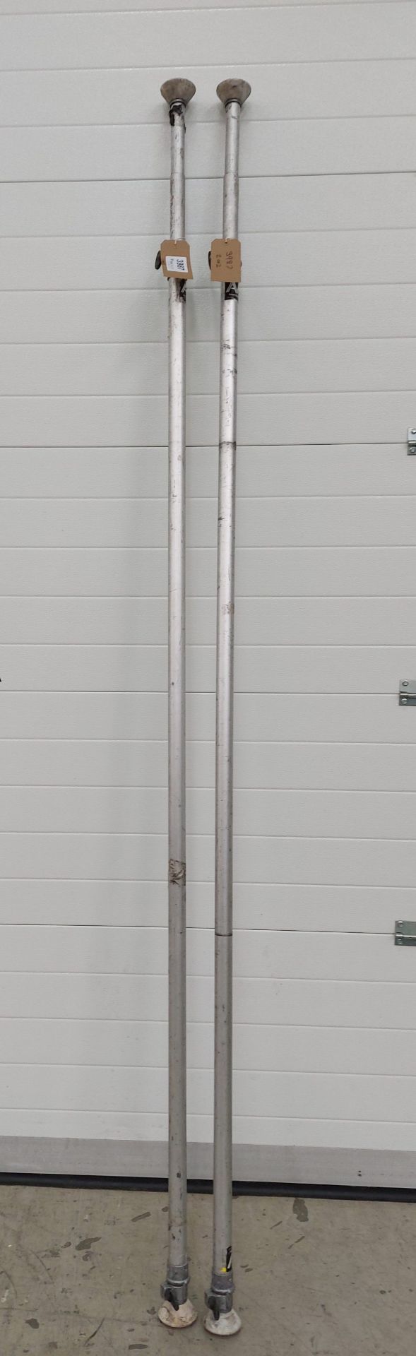 (2)Qaurtzcolour 2.8-4.82m Boom Poles