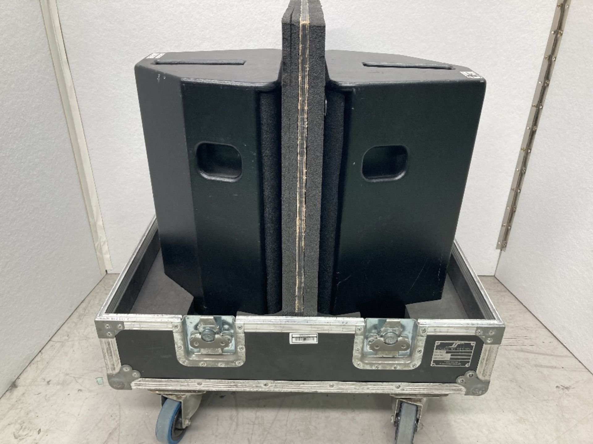 (2) Nexo PS10 Loudspeakers, Foam Front & Heavy Duty Mobile Flight Case - Image 5 of 6