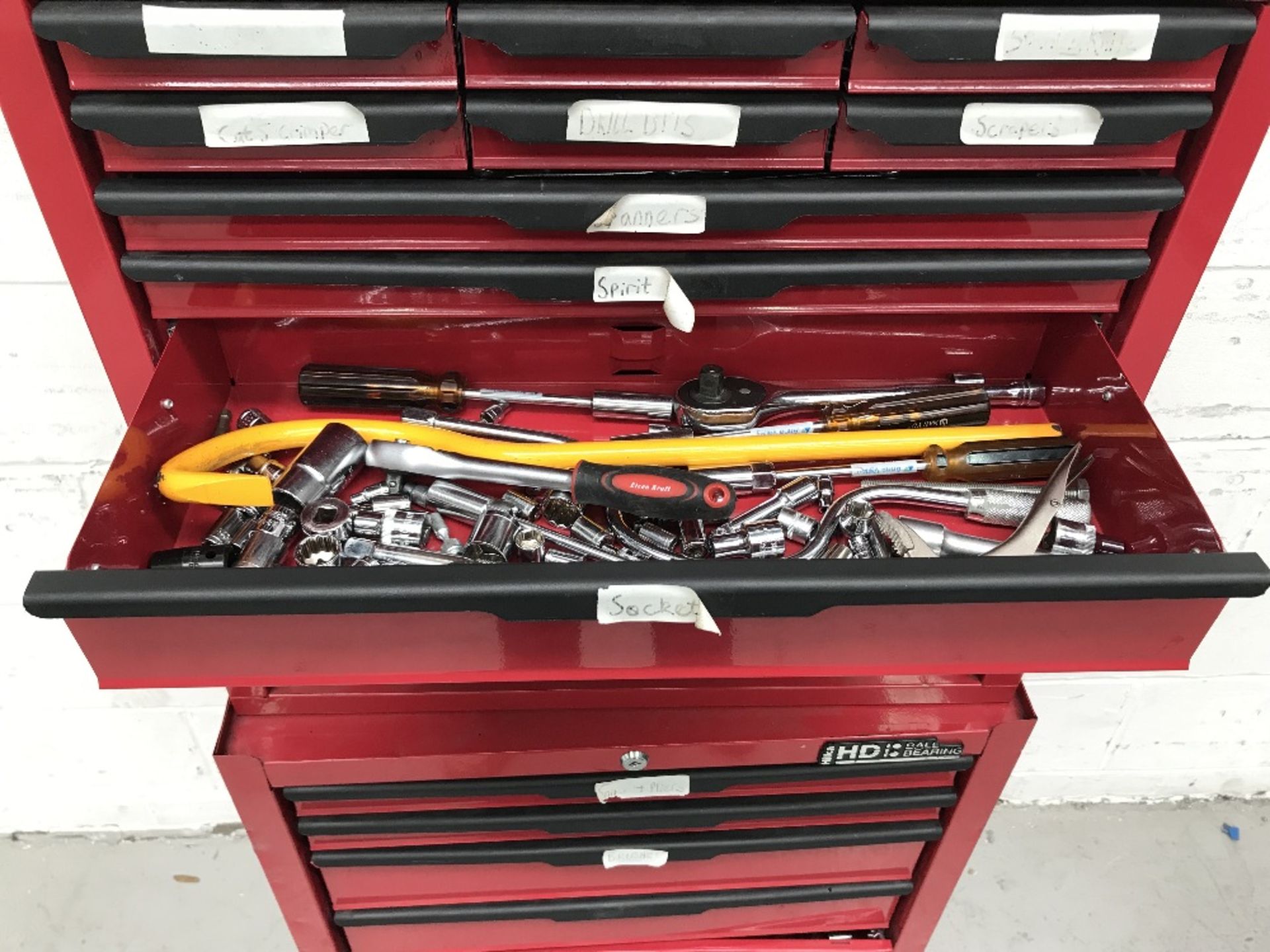 Hilka HD Ball Bearing Tool Chest and Contents - Image 6 of 13