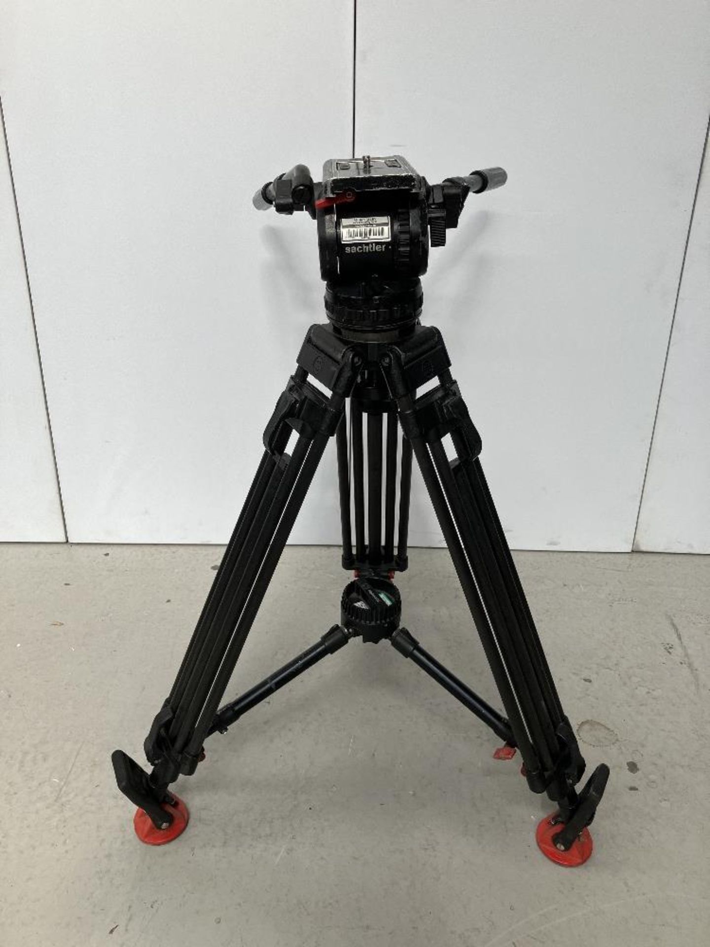 Sachtler 18P Fluid Tripod Head with Extendable Carbon Fibre Legs