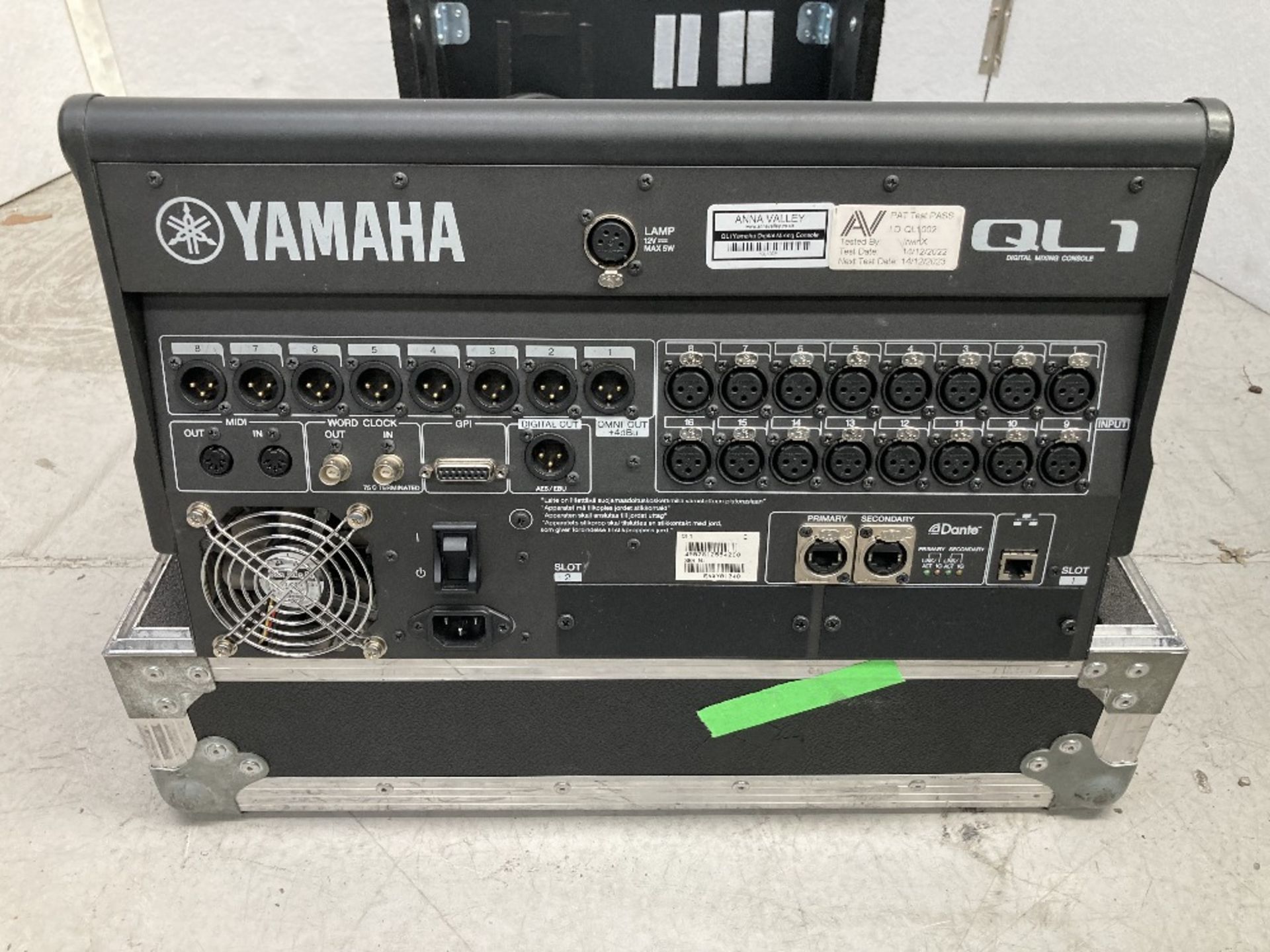 Yamaha QL1 Digital Mixing Console & Heavy Duty Mobile Flight Case - Image 6 of 14