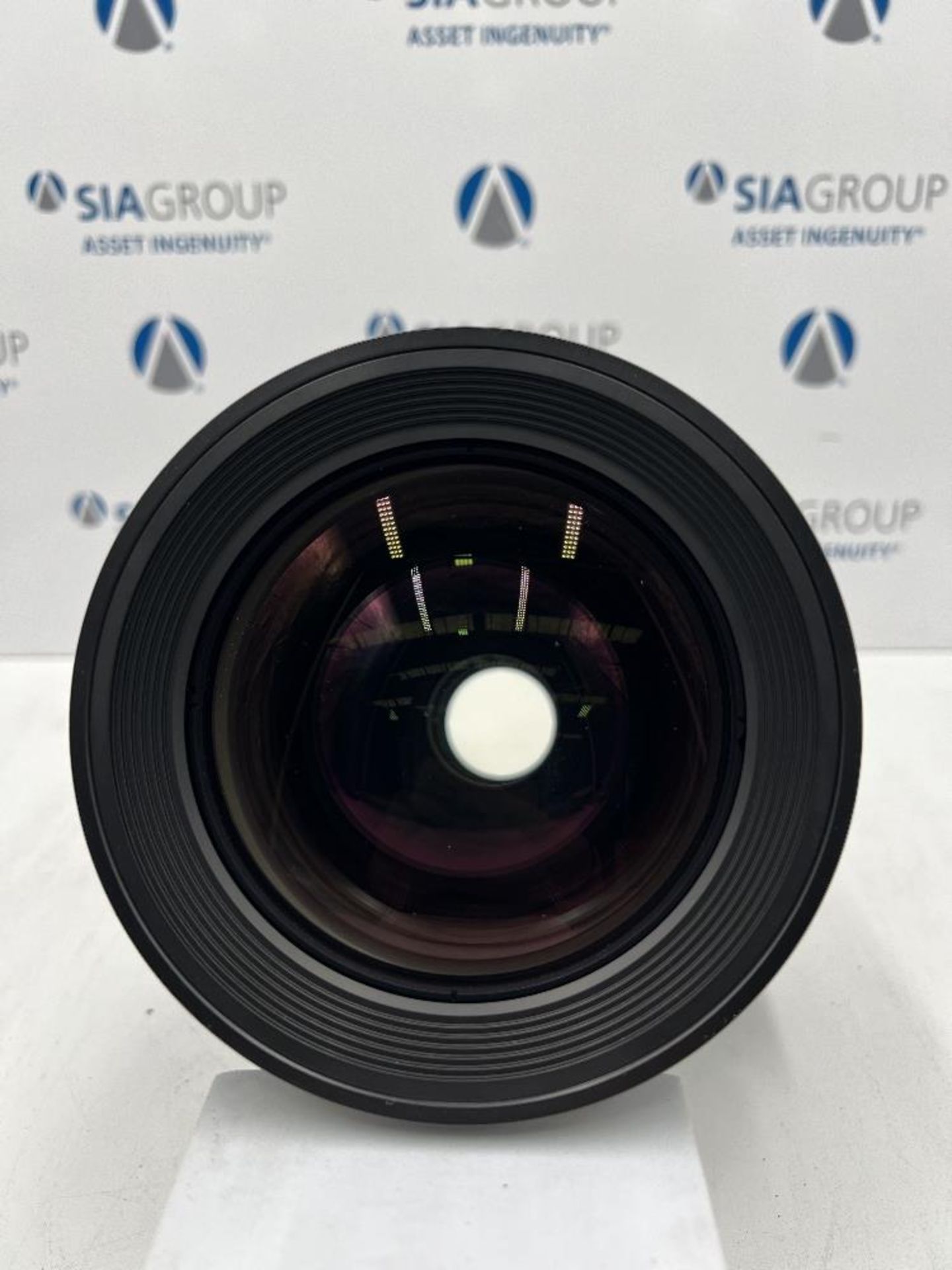 Panasonic ET-D75LE30 2.4-4.7 Projection Zoom Lens With Carrier Case - Image 5 of 8