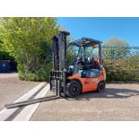 Toyota 42-7FGF18 15,000kg Gas Operated Forklift