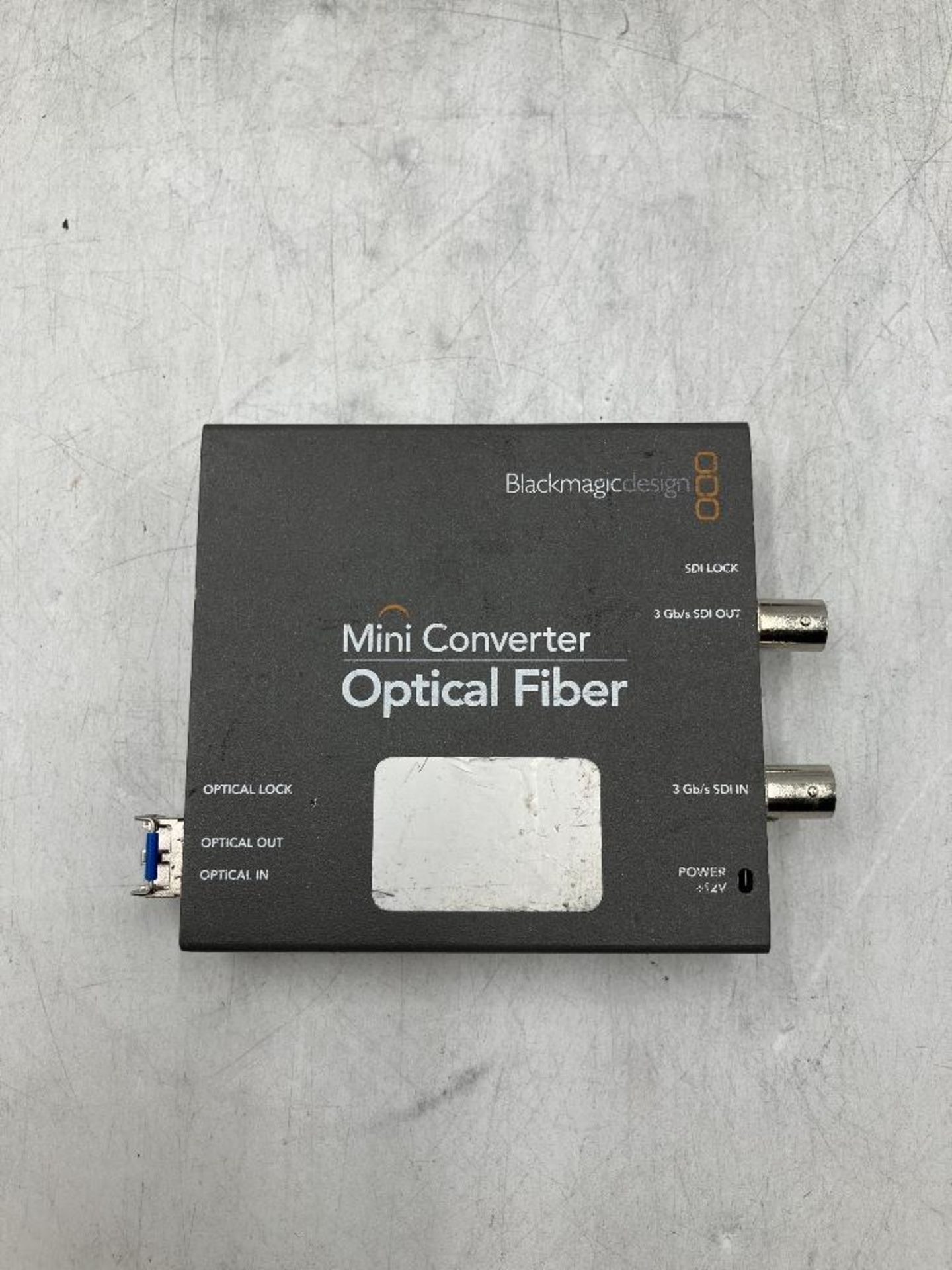 Blackmagic Mini Optical Fibre to SDI Bidirectional Converter With Power Cable & Plastic Carry Case - Image 4 of 6