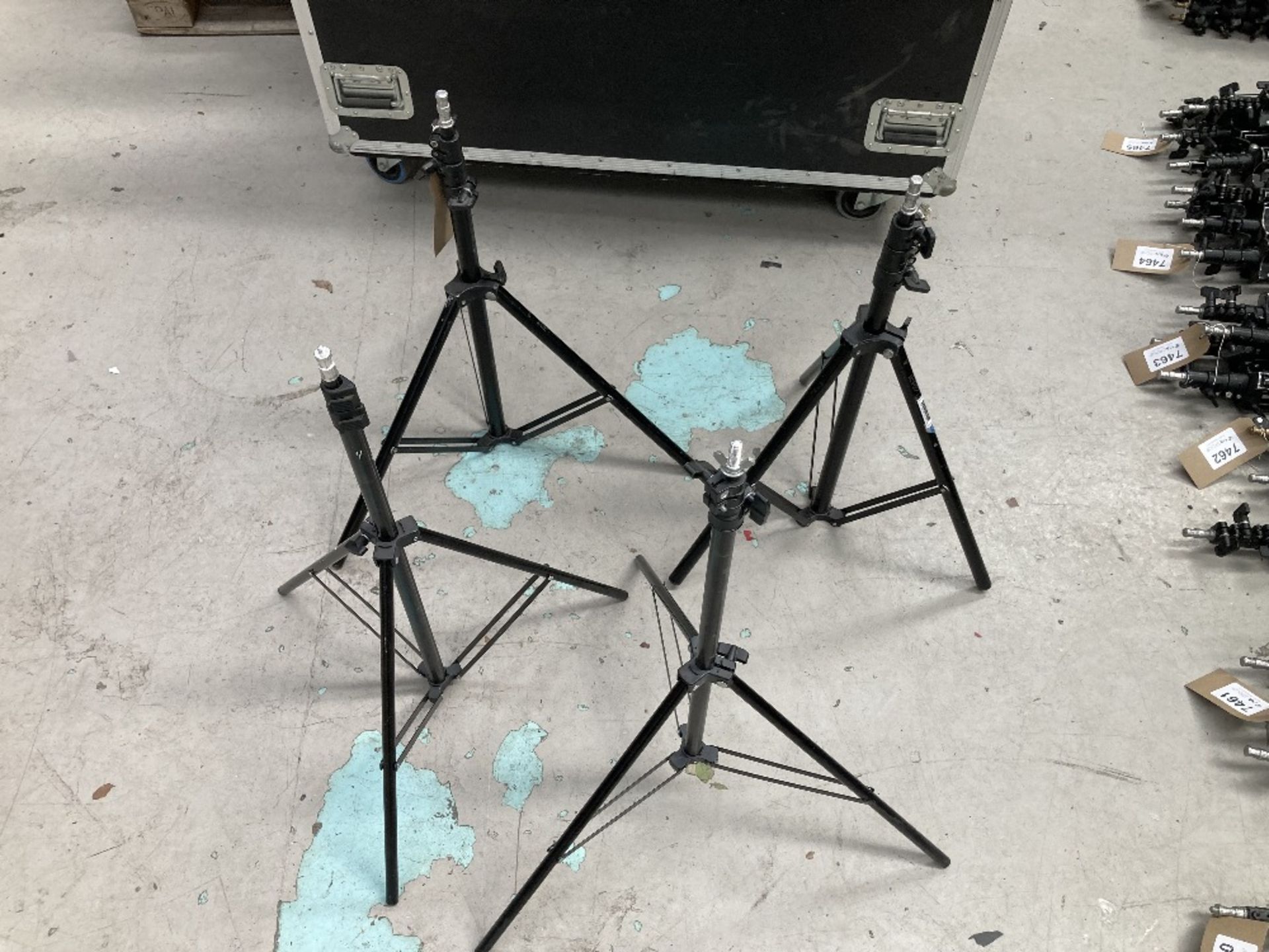 (4) Lightweight Lighting Stands - Image 4 of 4