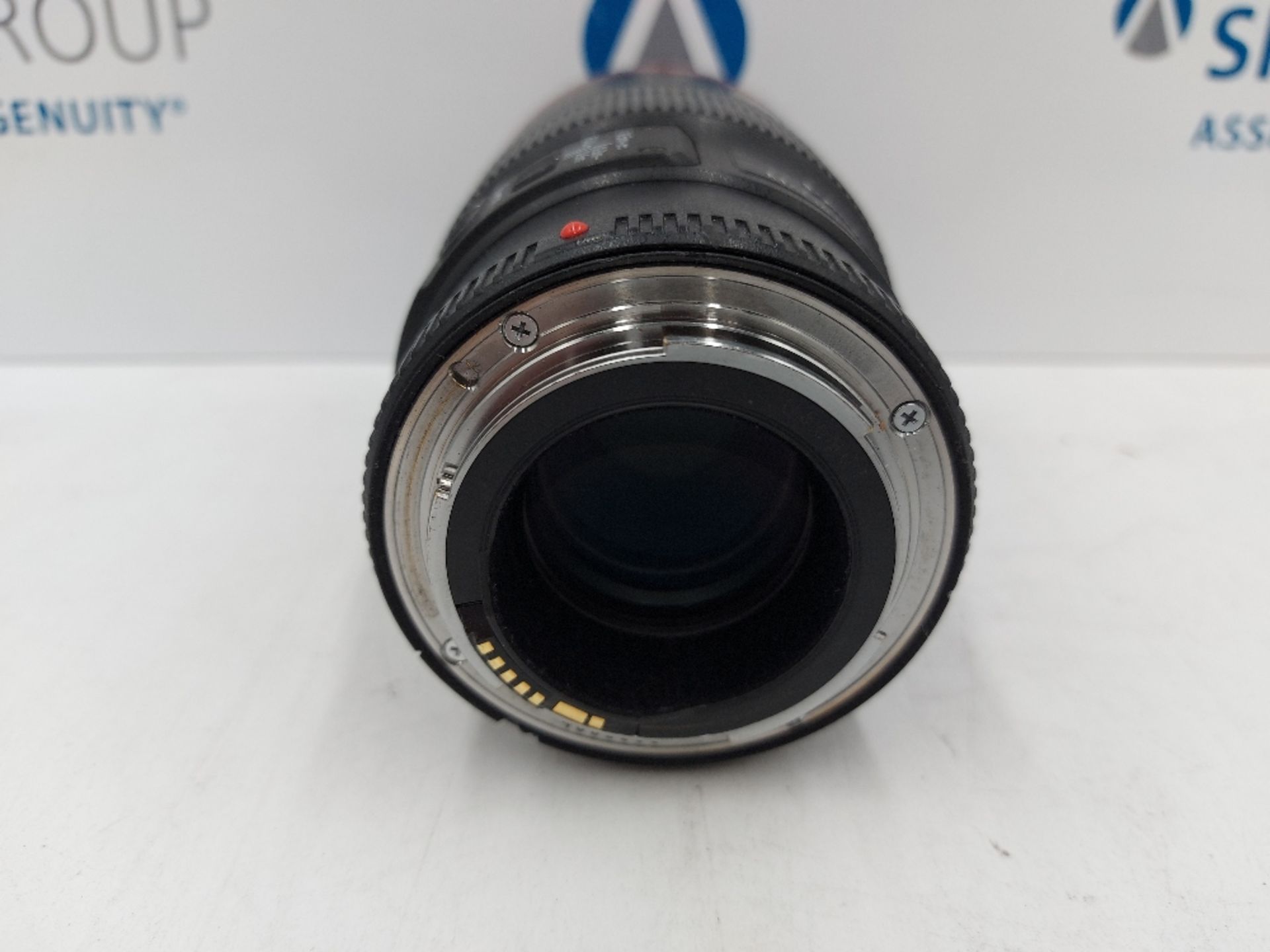 Canon Macro Lens EF 100mm 1:2.8 L IS USM & Canon ET-73 Lens Hood - Image 3 of 5