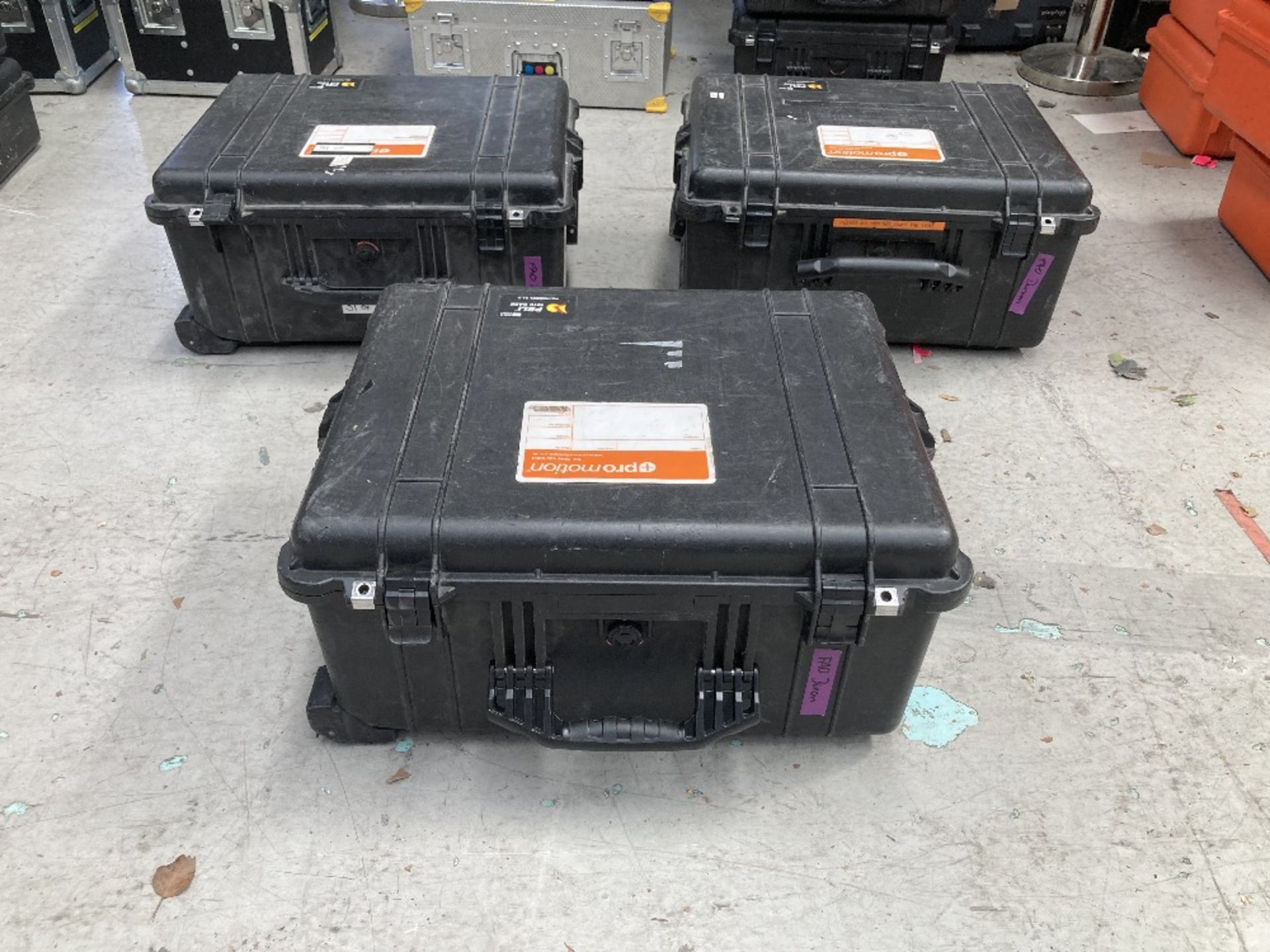 (3) Peli Cases