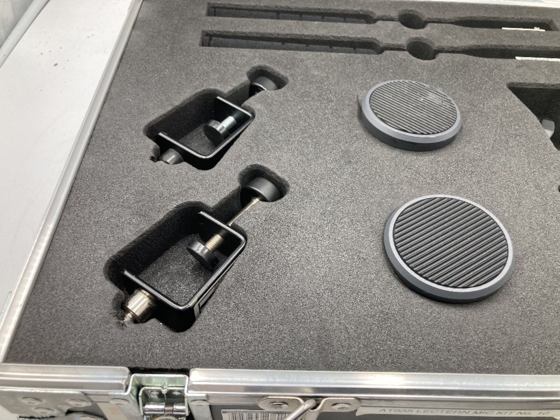 Audio Technica AT935 Kit & Heavy Duty Case - Image 3 of 5