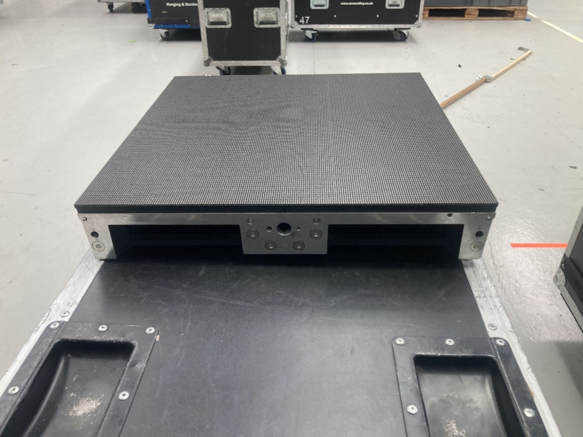 Unilumin UPAD3-2 | 2.6 LED Screen System to include Batch A & B Panels - Image 33 of 35