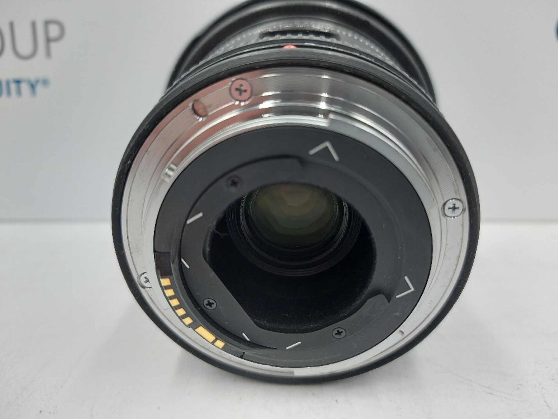 Canon Fisheye Zoom Lens EF 8-15mm 1:4 L USM & Canon EW77 Lens Hood - Image 3 of 5