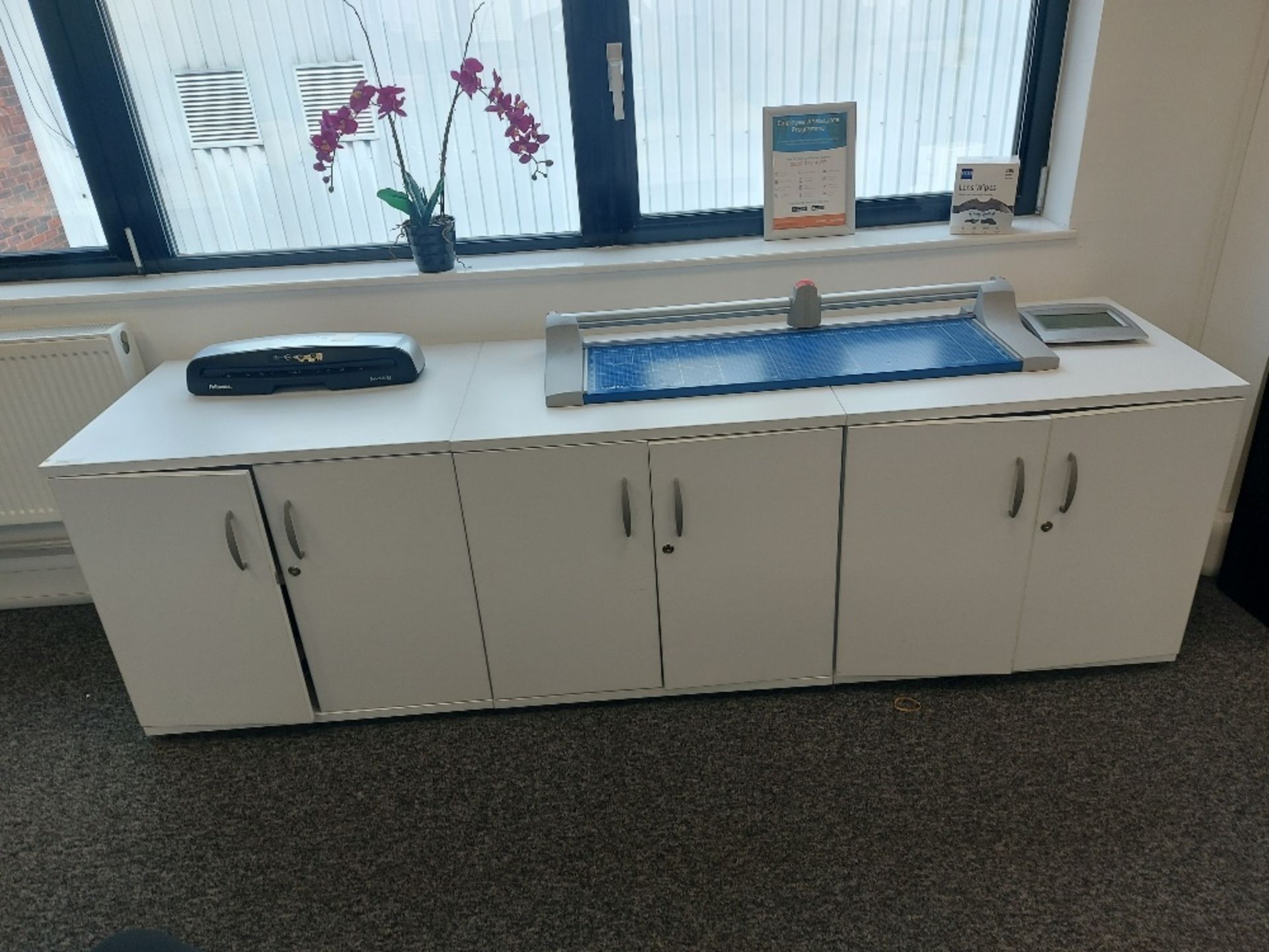 Contents of Open Plan Office Area - Image 8 of 14