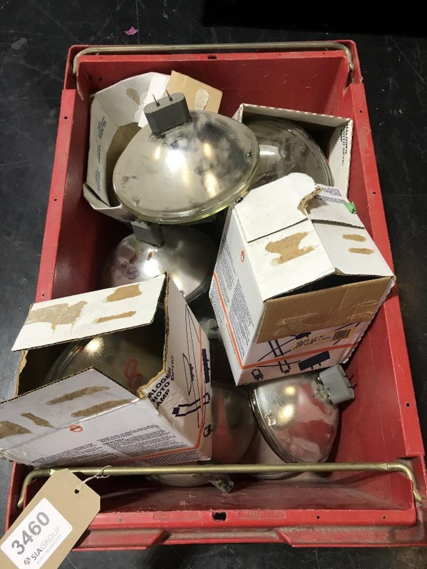 Large Quantity of Various Lamps and Bulbs - Image 22 of 47