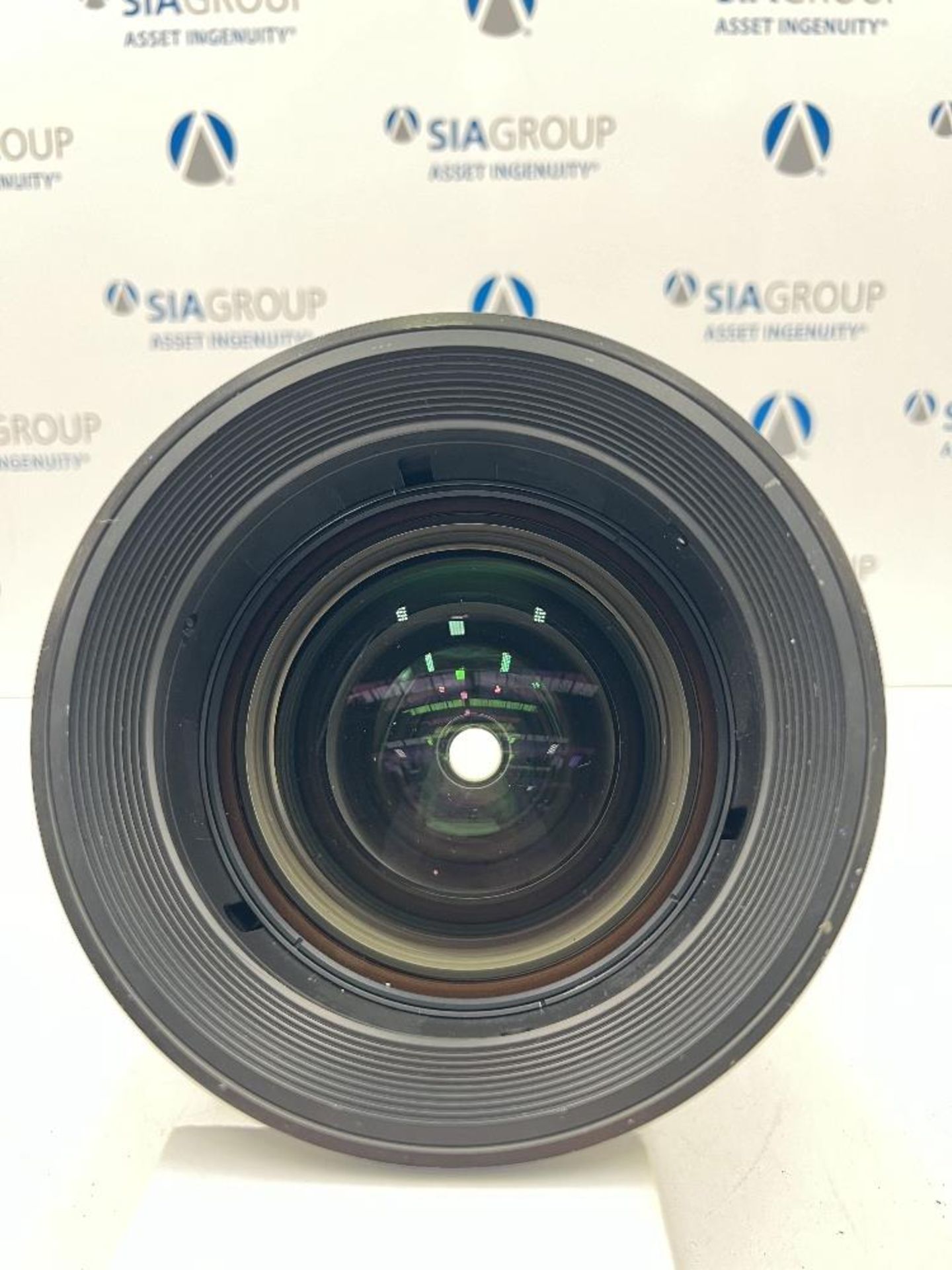 Panasonic ET-D75LE10 1.3-1.7 Zoom Lens With Carrier Case - Bild 7 aus 10