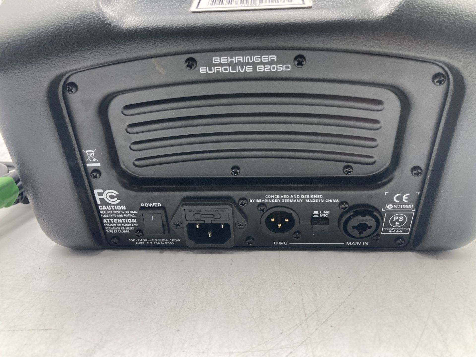 Behringer Eurolive B205D Powered Monitor Speaker & Padded Carry Case - Image 4 of 6