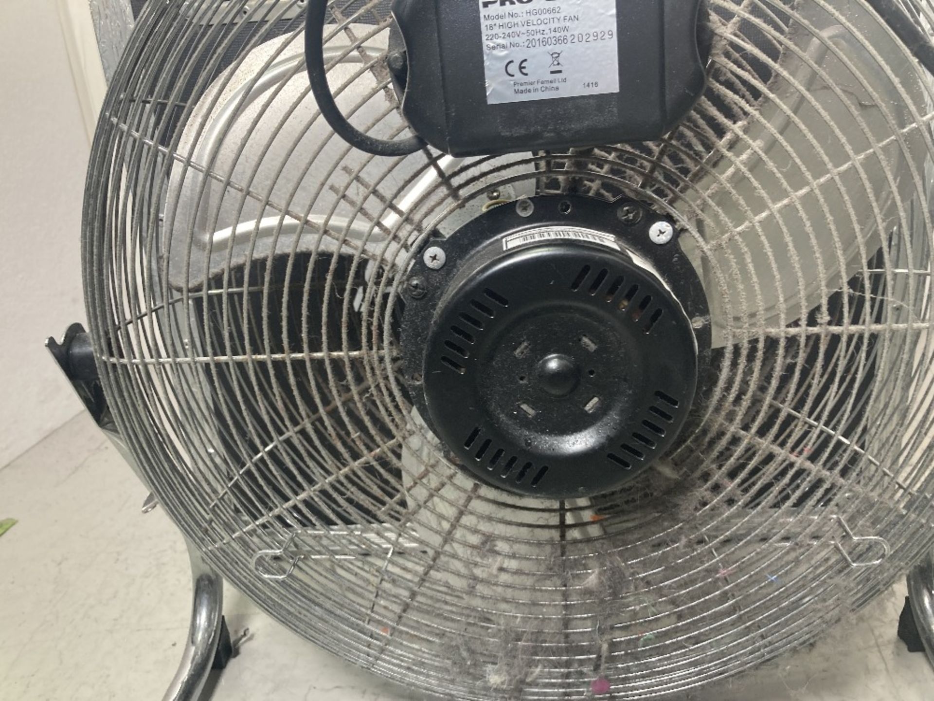 18" Heavy Duty Fan - Image 6 of 9