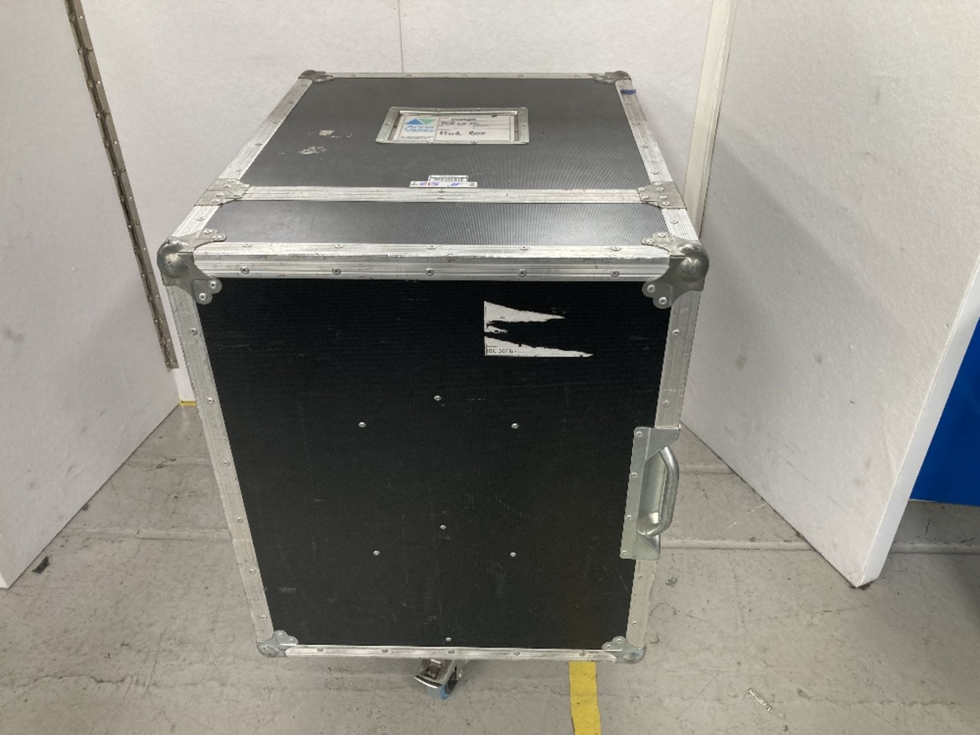 Heavy Duty Mobile Flight Case Drawer Unit Complete with Contents - Image 8 of 8