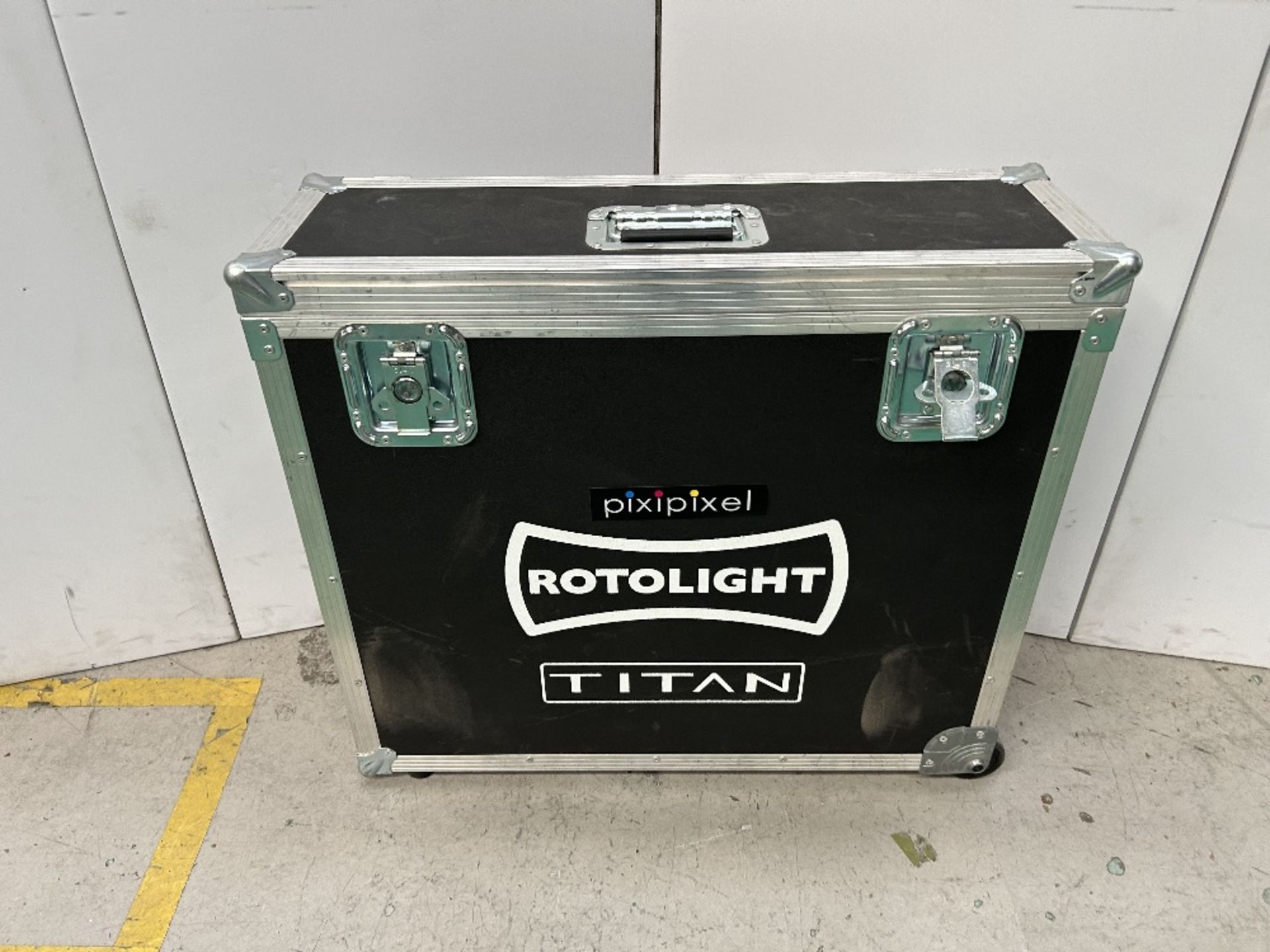 Rotolight Titan X1 LED Light Panel Kit - Image 16 of 17