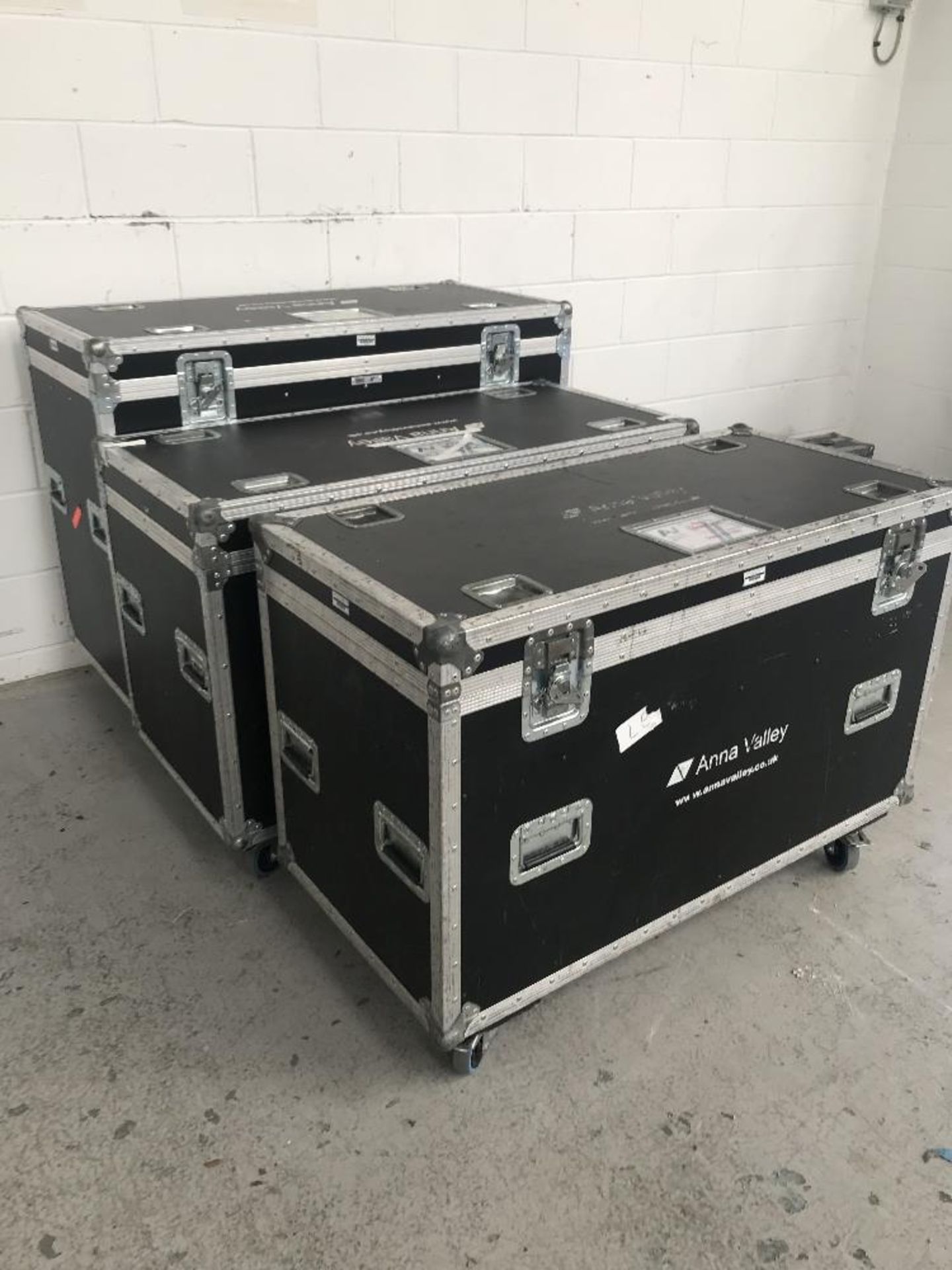 (3) Heavy Duty mobile flight cases as followsapproximate dimensions ...