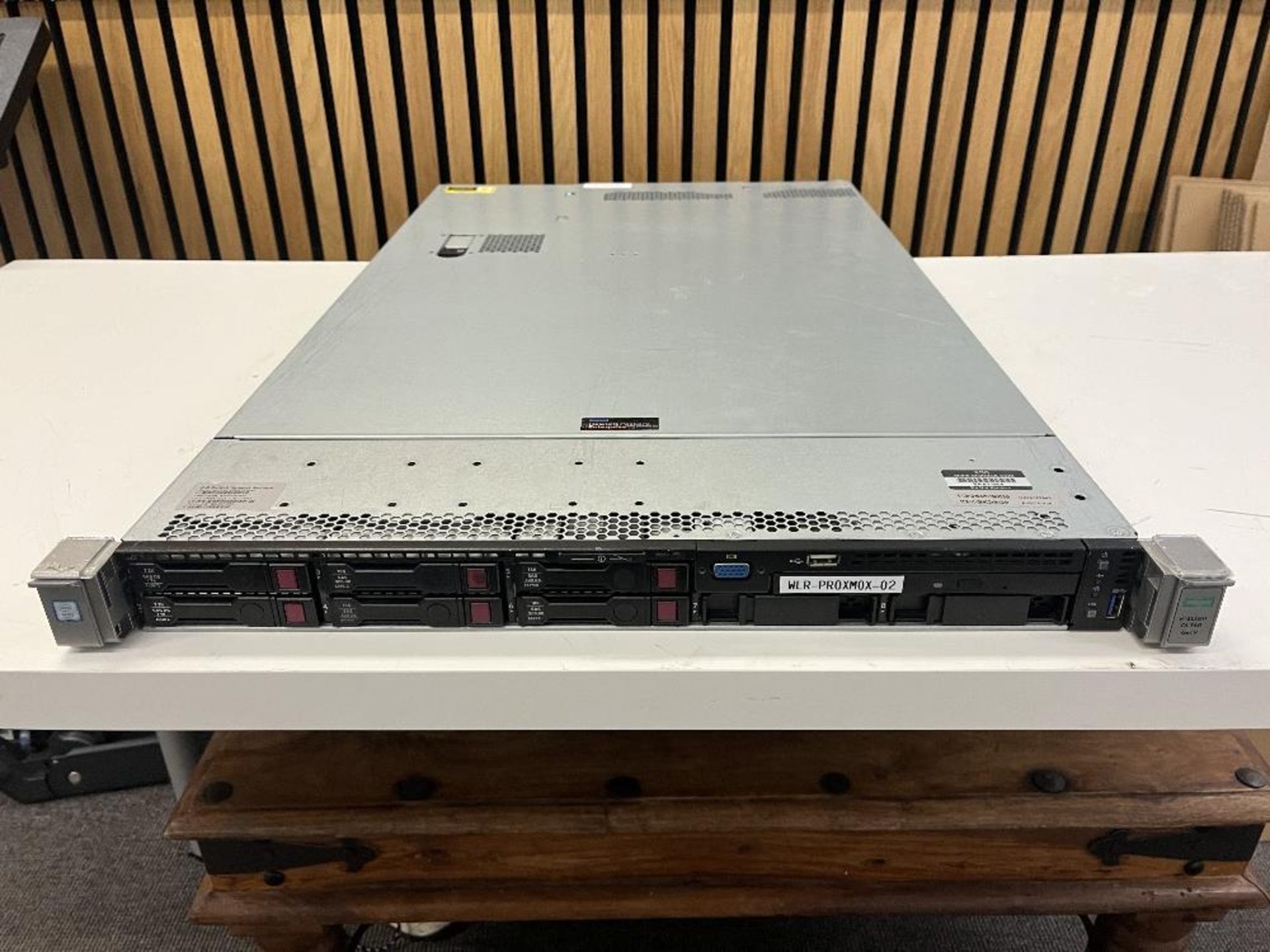 HP Proliant DL360 Gen 9 Rack Server