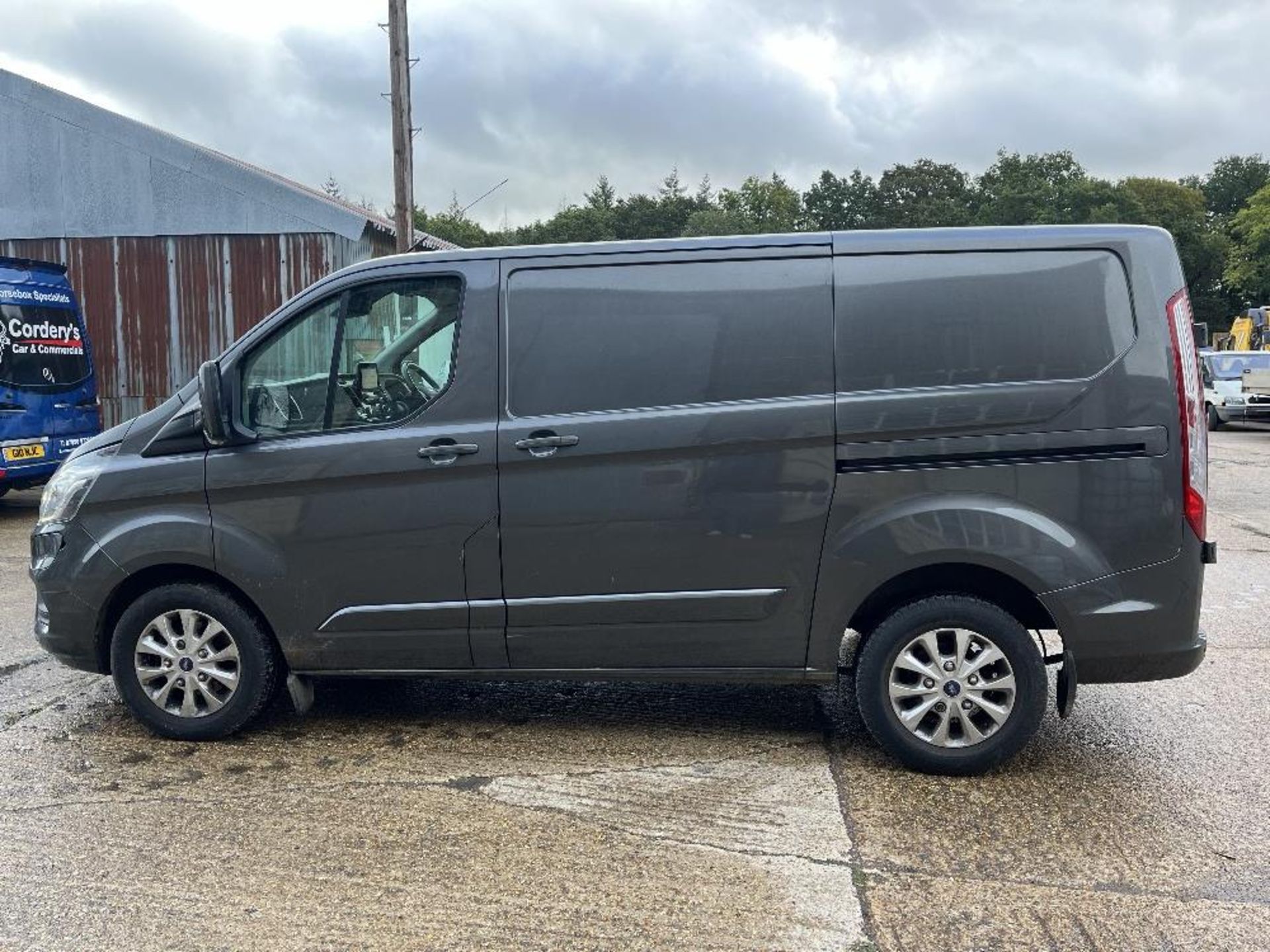 Ford Transit Custom 340ltd PHEV L1, petrol 1.0 EcoBoost, 126ps Auto, low roof panel van - Image 9 of 27