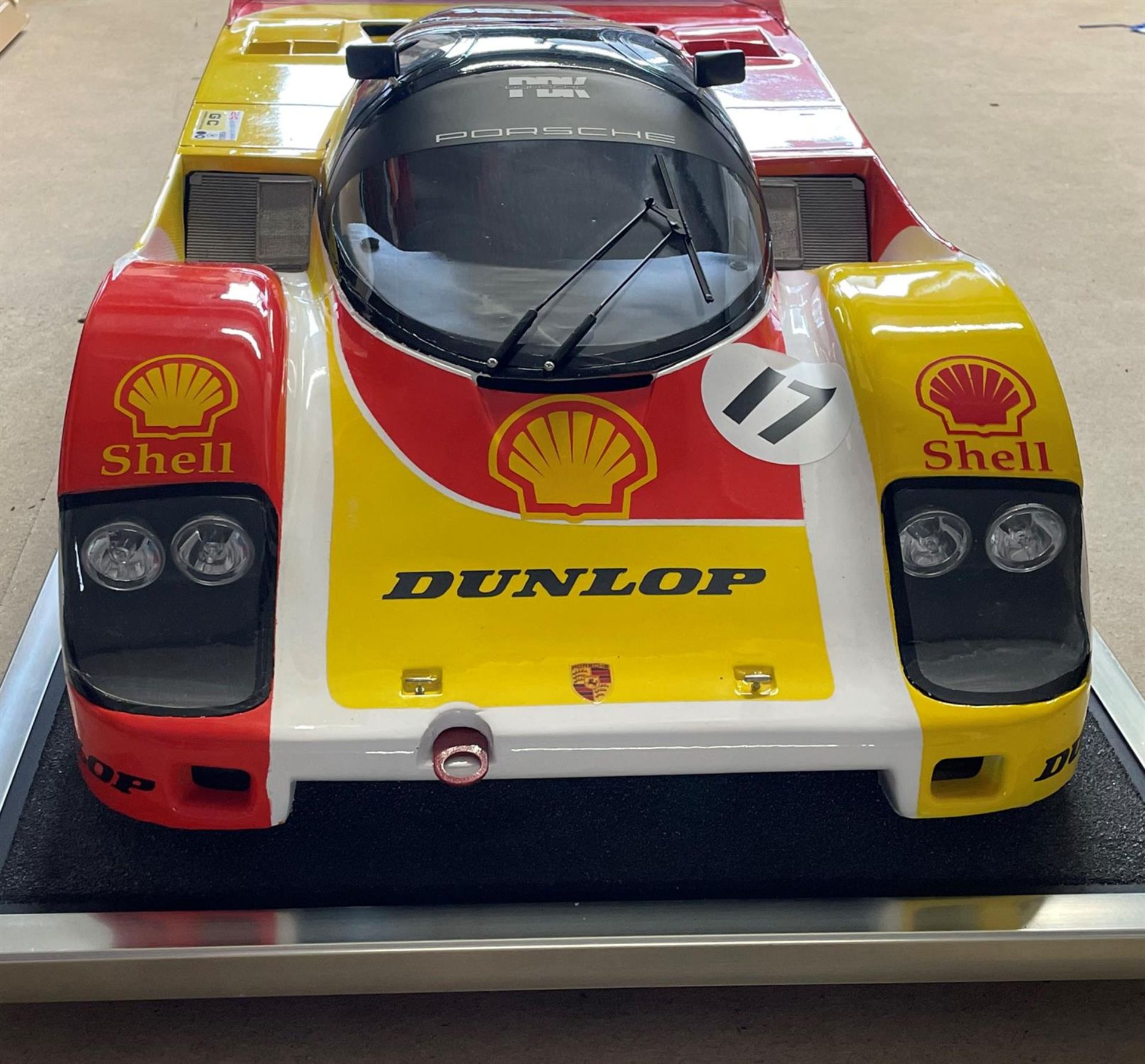 Stunning 1:5th Scale Dunlop-Shell Porsche 956 by Javan Smith - Image 4 of 10