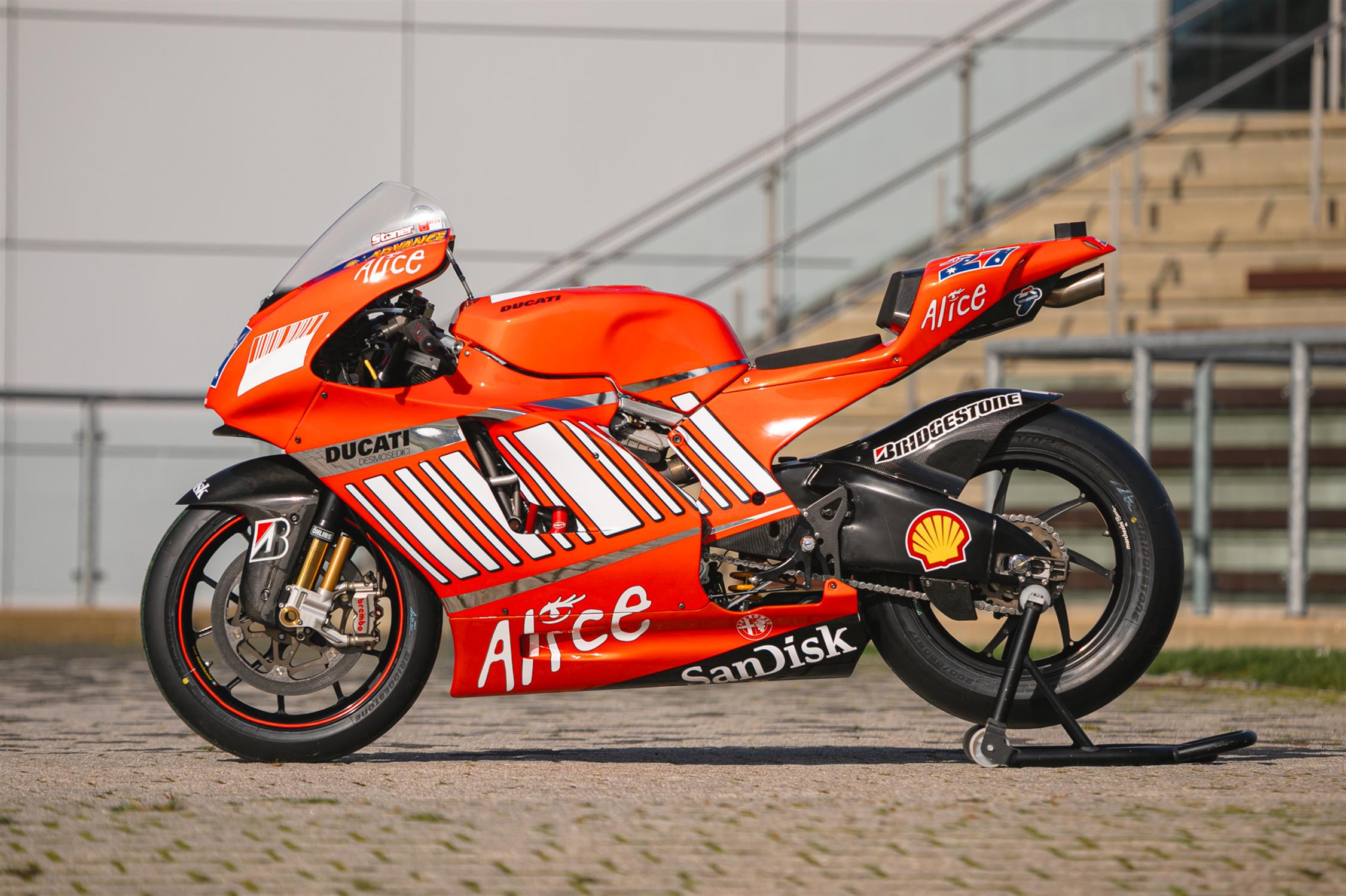 2007 Ducati Desmosedici GP7 799cc - Image 2 of 10