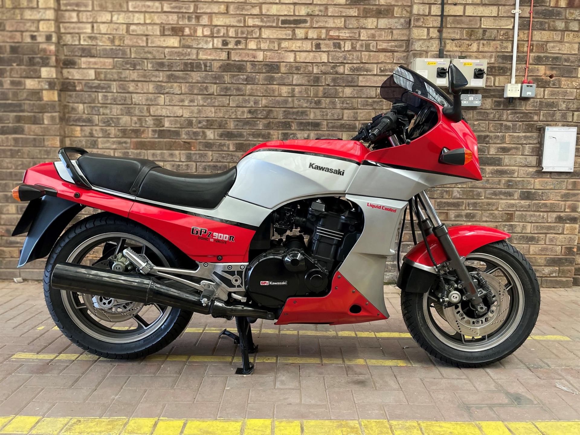 1986 Kawasaki GPZ900R 908cc